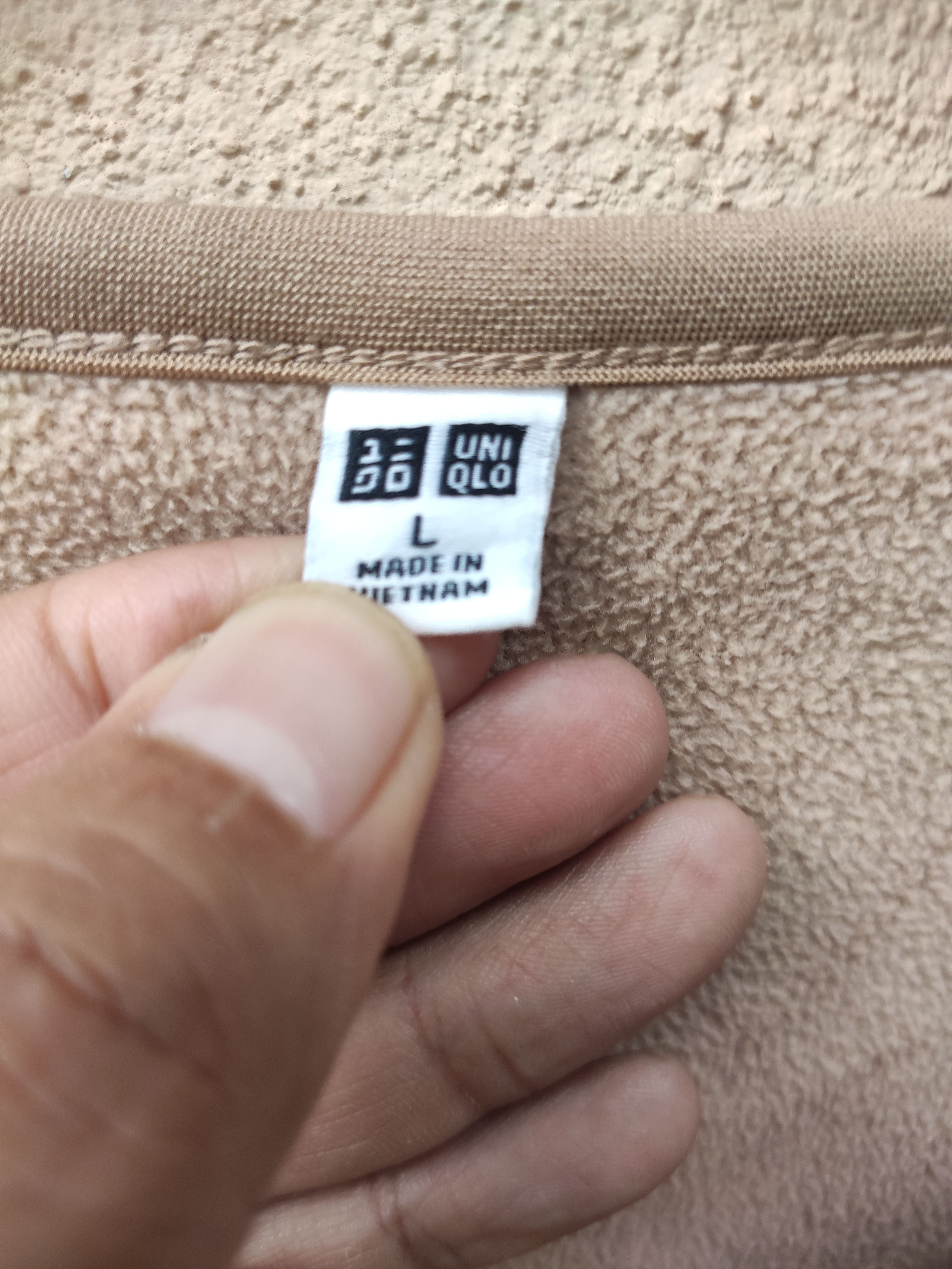 Uniqlo sherpa sweater zipper