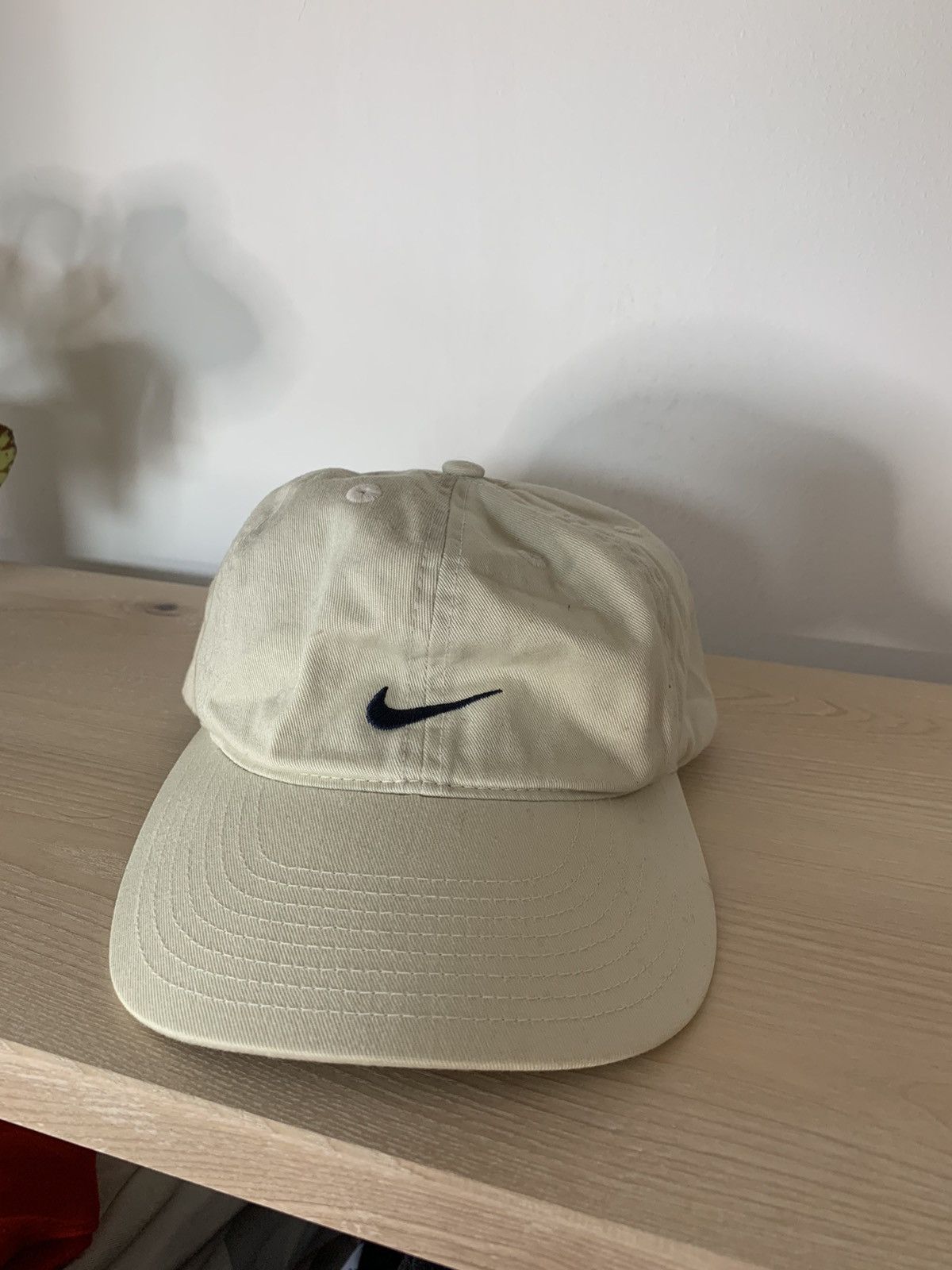 Vintage Vintage Nike Central Swoosh Cap Size ONE SIZE - 1 Thumbnail