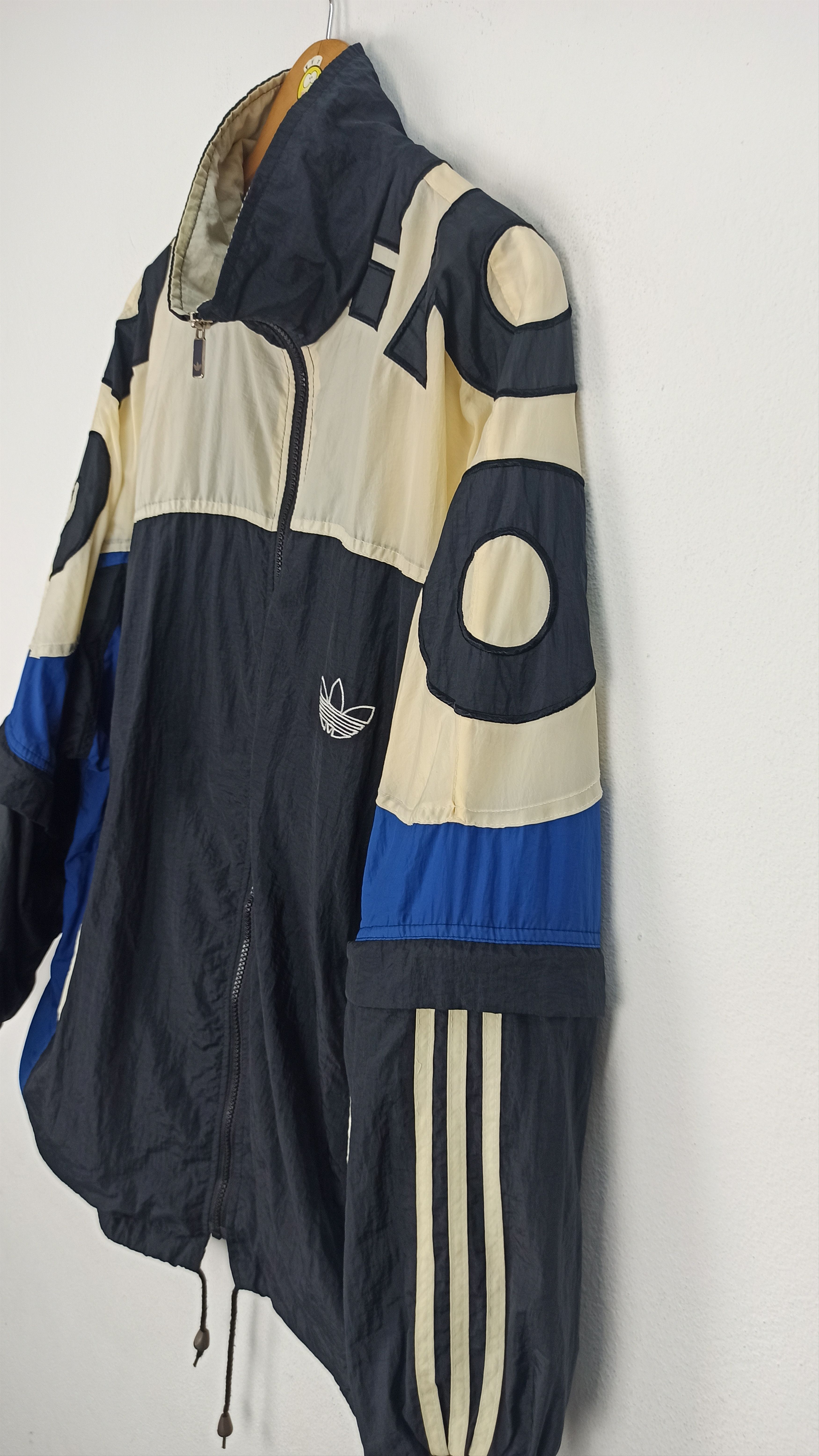 Adidas Vintage🔥 Adidas Light Jacket Made in Spain Size US XL / EU 56 / 4 - 4 Thumbnail