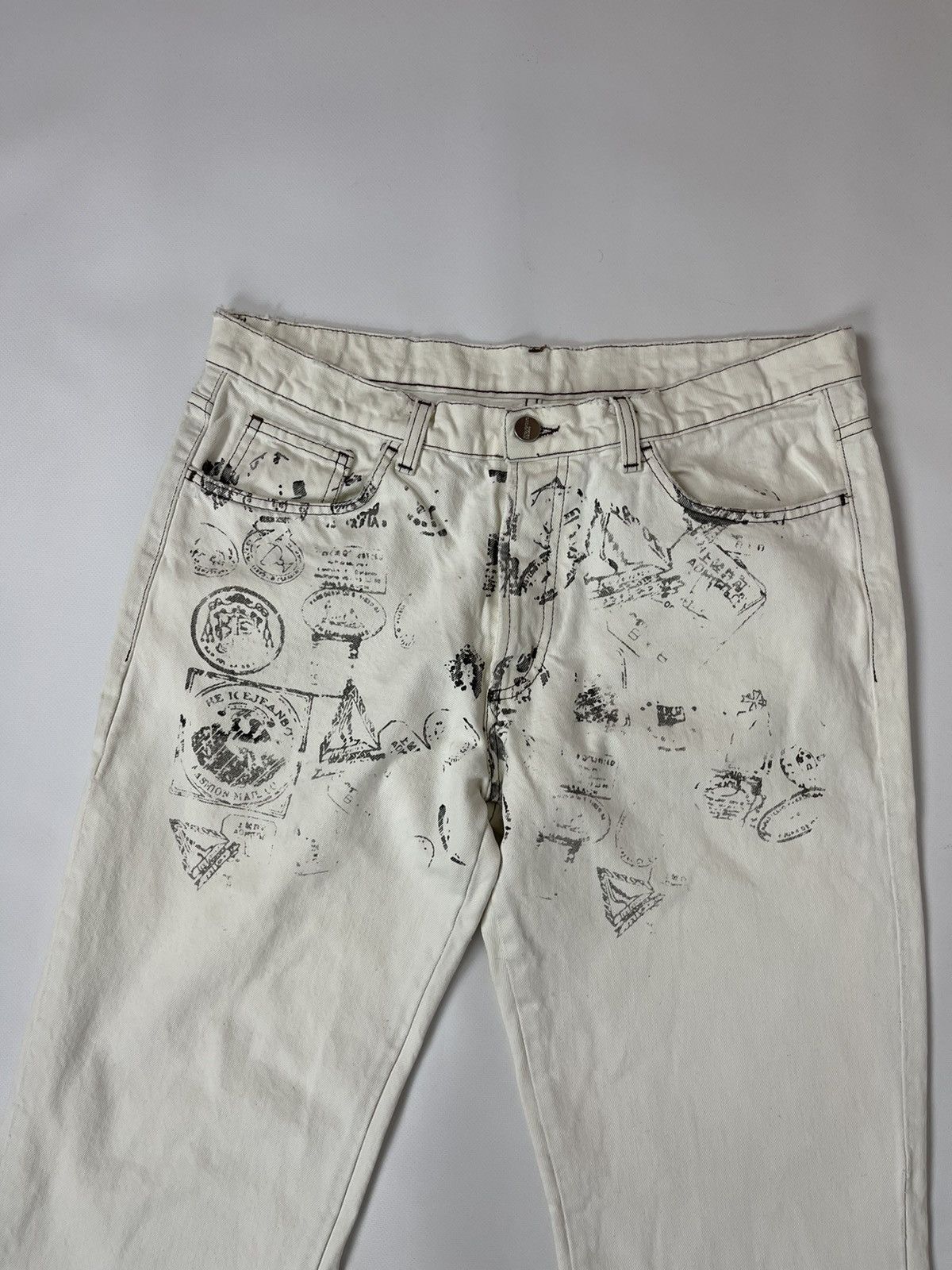 Iceberg Iceberg IceJeans white creamy made in Italy denim jeans Size US 34 / EU 50 - 1 Thumbnail