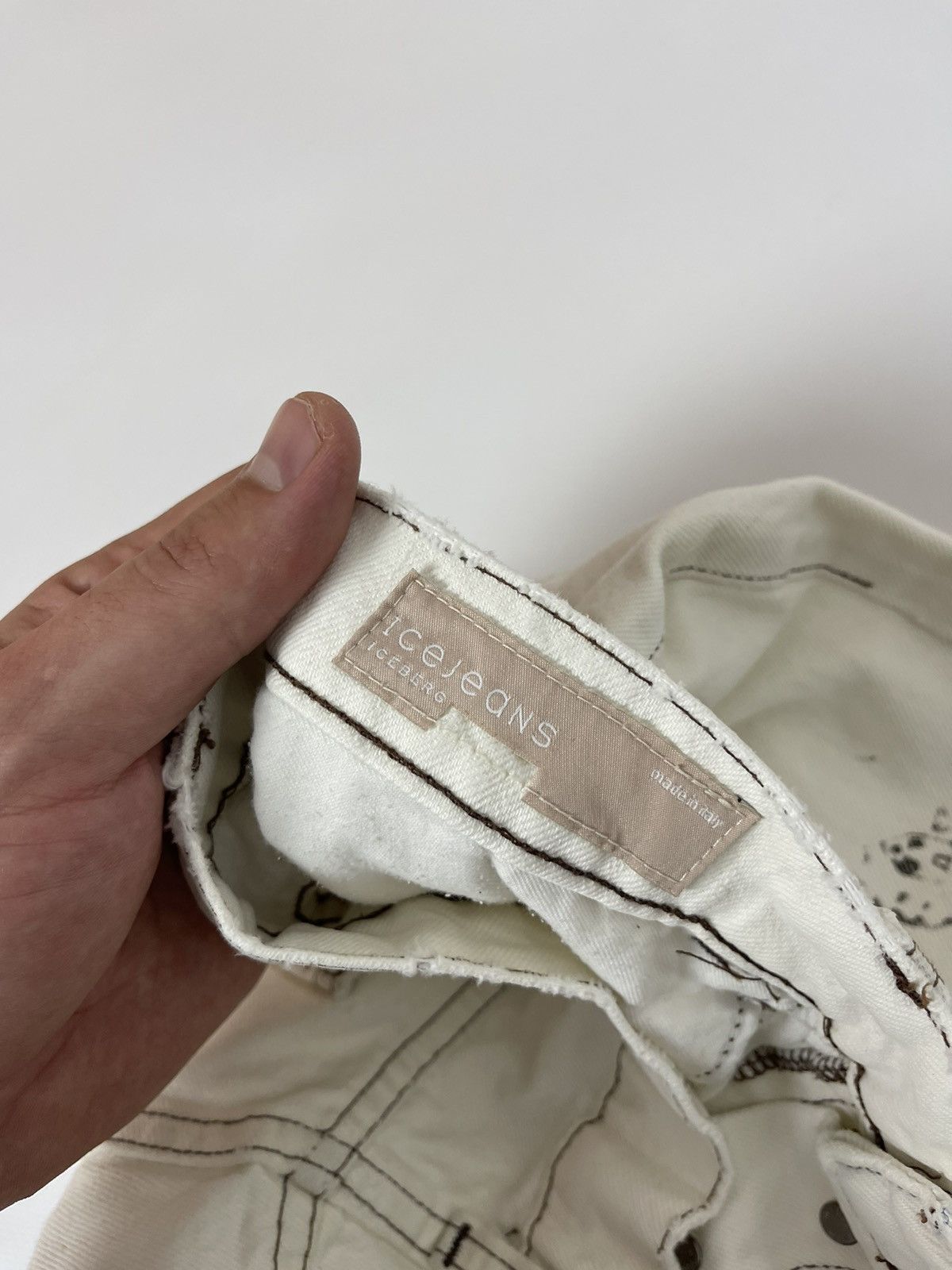 Iceberg Iceberg IceJeans white creamy made in Italy denim jeans Size US 34 / EU 50 - 10 Thumbnail