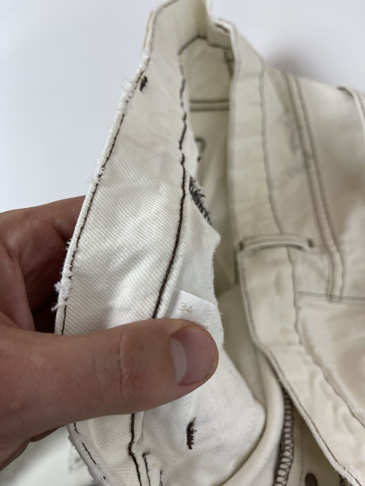 Iceberg Iceberg IceJeans white creamy made in Italy denim jeans Size US 34 / EU 50 - 11 Thumbnail