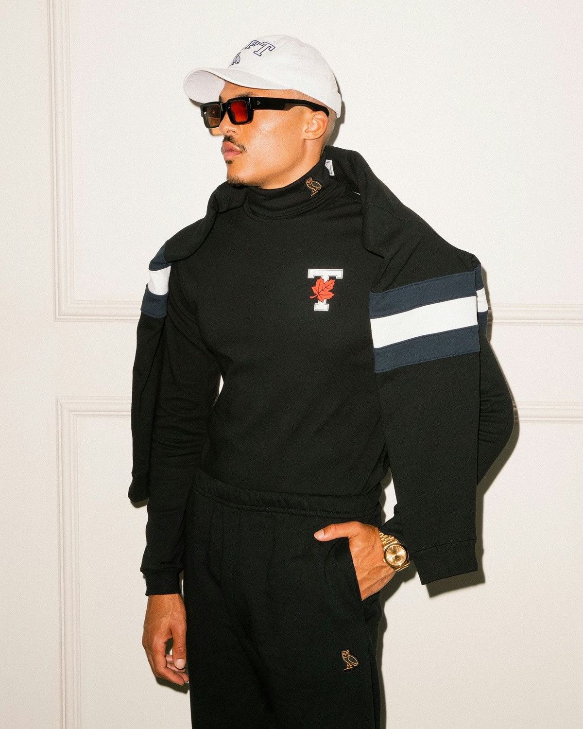 Drake OVO® / U OF T TURTLENECK MOCKNECK Size US XL / EU 56 / 4 - 2 Thumbnail