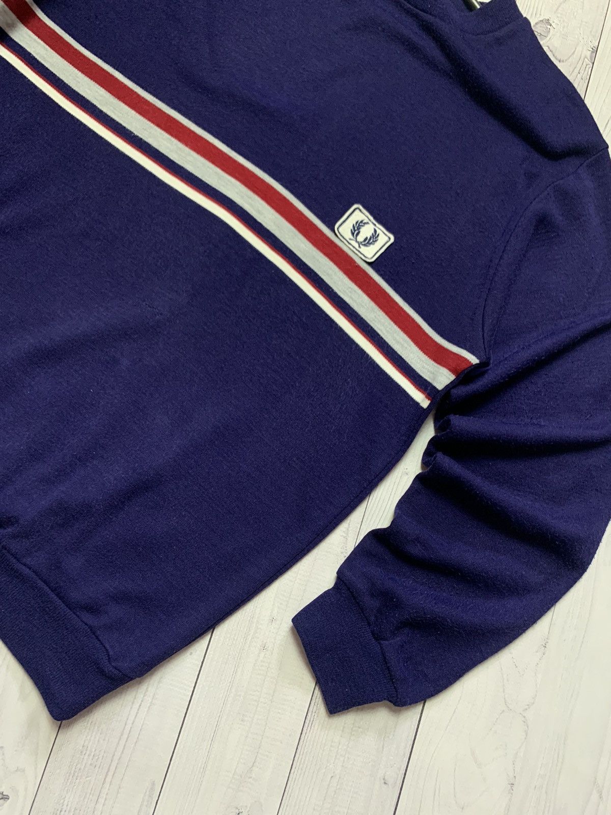 Vintage Fred Perry size L logo rare