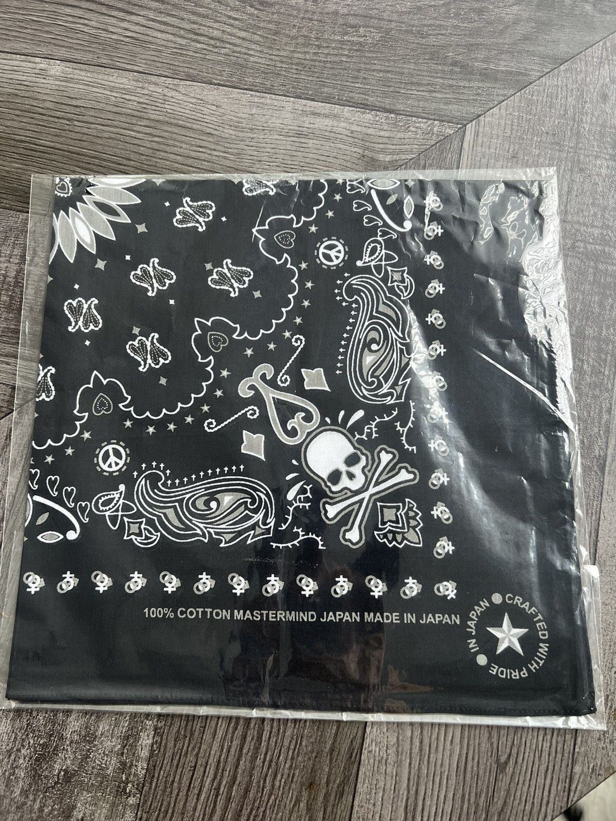 Mastermind Japan Mastermind Japan Paisley Bandana Size ONE SIZE - 1 Thumbnail