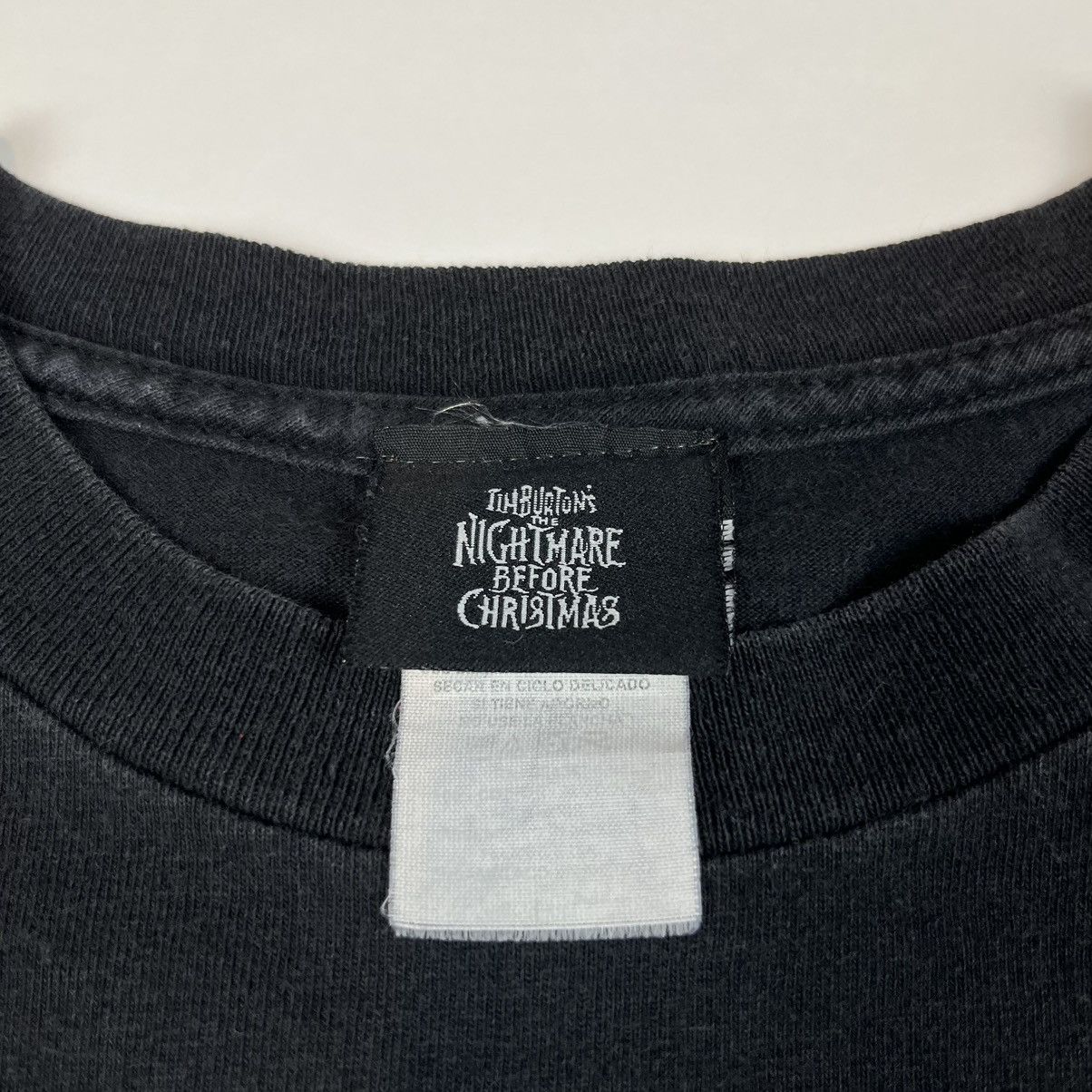 Disney Vintage Nightmare Before Christmas Movie T-Shirt Size L Size US L / EU 52-54 / 3 - 6 Thumbnail