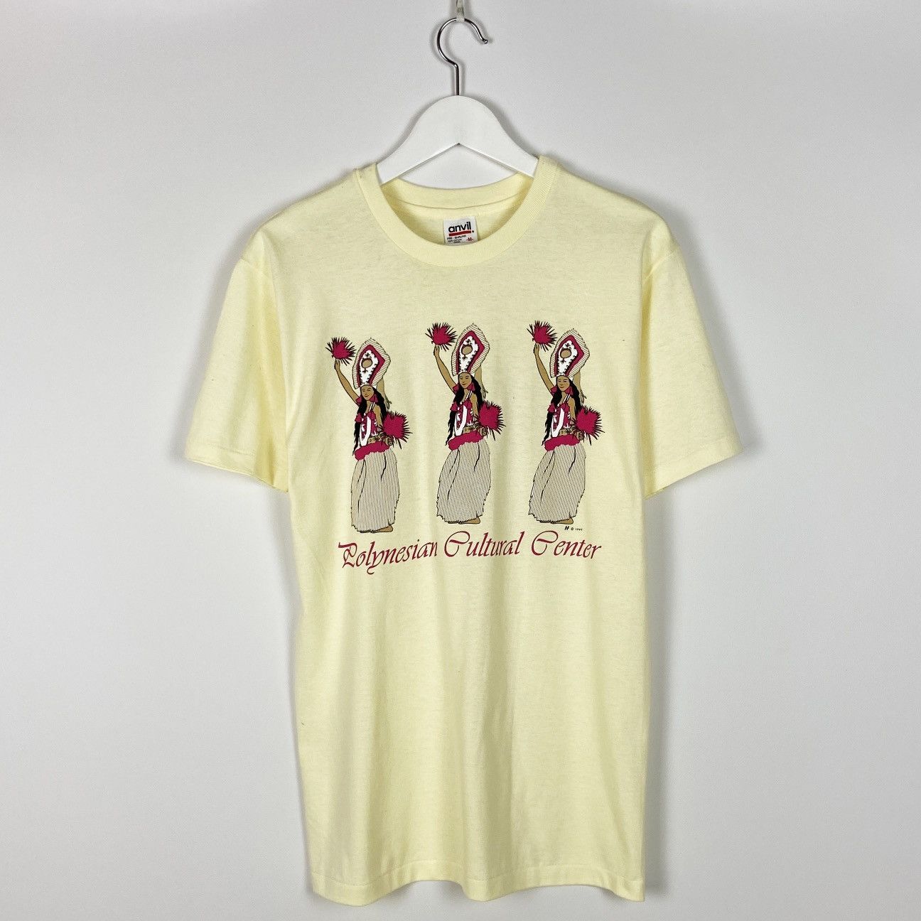 Anvil Vintage 90s Anvil Polynesia Cultural Center Dancers tee M Size US M / EU 48-50 / 2 - 1 Thumbnail