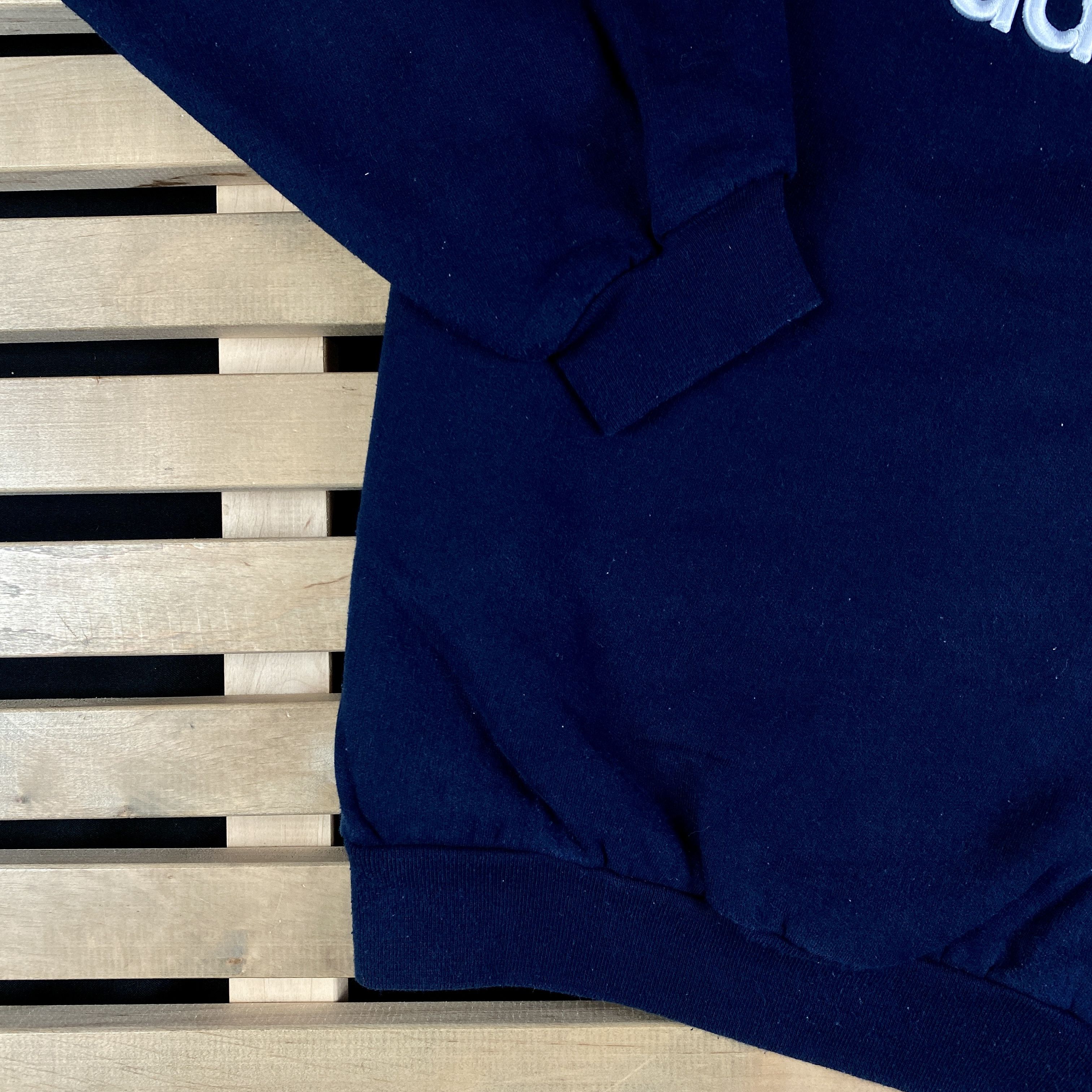 Adidas × Vintage Mens Sweatshirt Adidas Vintage Big Logo Size L Size US L / EU 52-54 / 3 - 3 Thumbnail