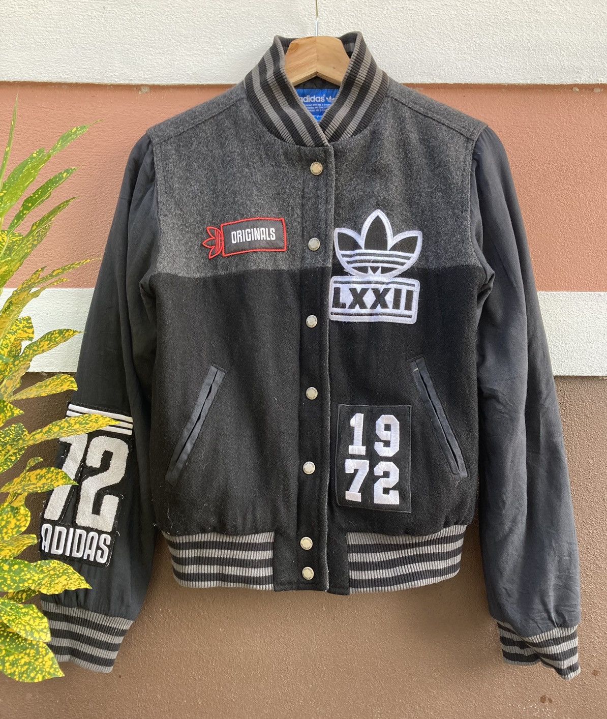 image of Adidas Originals Varsity Jacket 1972 For Kids in Black (Size 2XS)