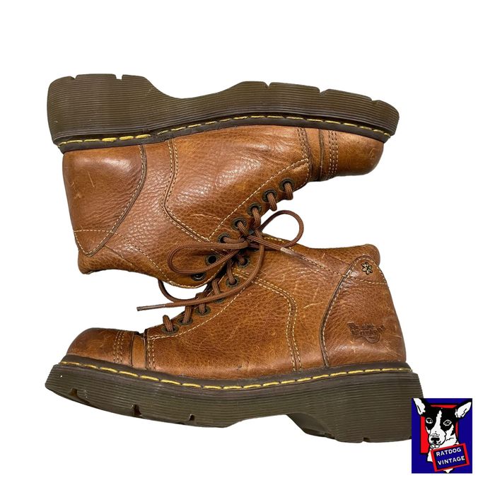 Vintage VTG Doc Martens Dr Marten England Brown Y2K Yolanda Lace Up