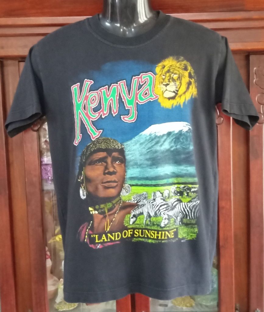 Designer KENYA : Land of Sunshine T-Shirt Size US M / EU 48-50 / 2 - 2 Thumbnail
