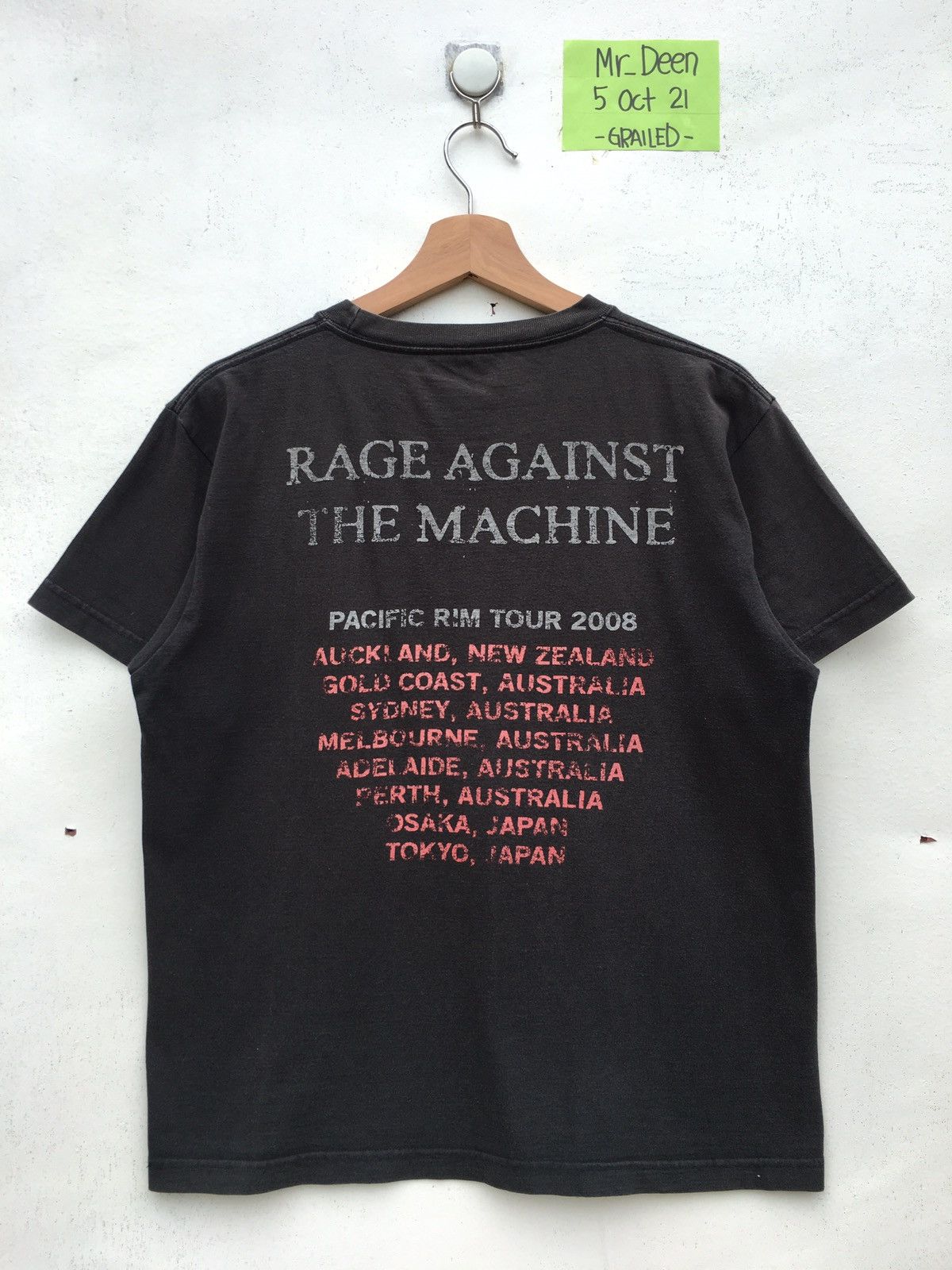Band Tees Vintage Rage Againts The Machines BOLA Album Cover Tee Size US S / EU 44-46 / 1 - 10 Thumbnail