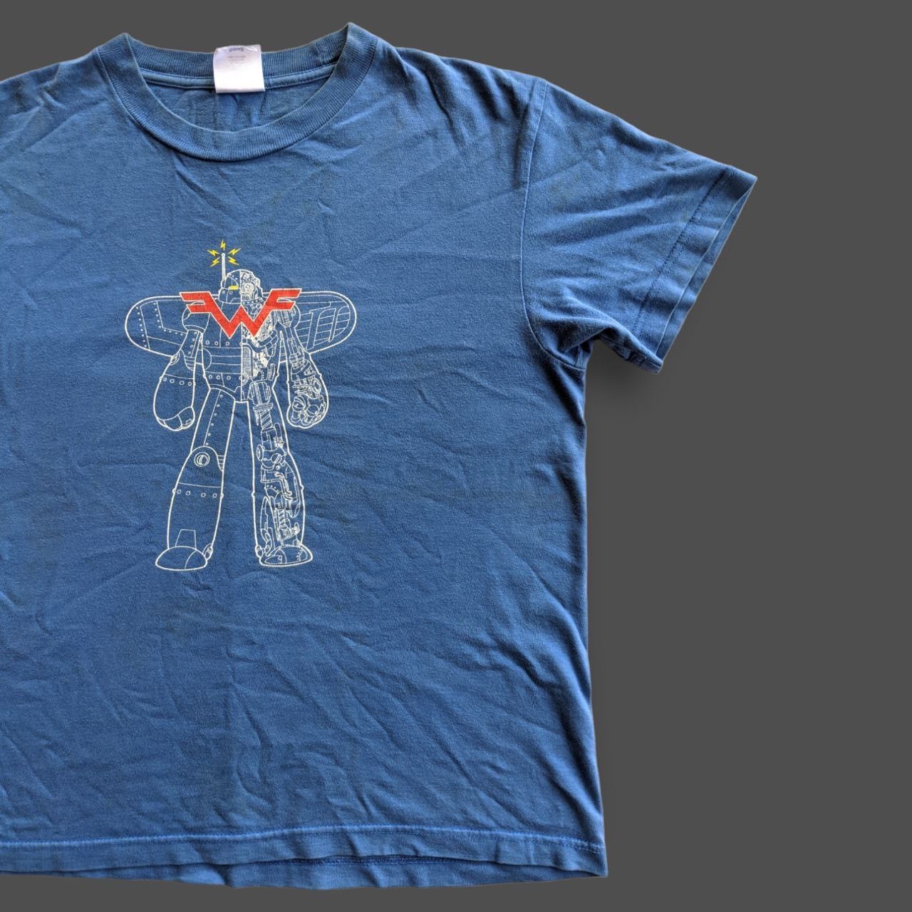 Vintage 90s britpop Weezer shirt