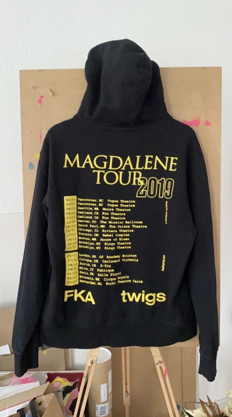 Vintage FKA Twigs Tour Hoodie 2019 Size US M / EU 48-50 / 2 - 2 Thumbnail