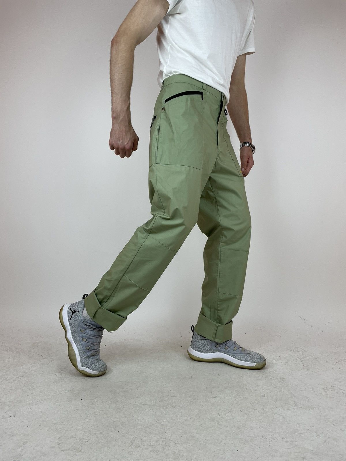 Vintage ROHAN Vintage Green Mens Outdoor Fatigues Pants size W36 Size US 36 / EU 52 - 7 Thumbnail