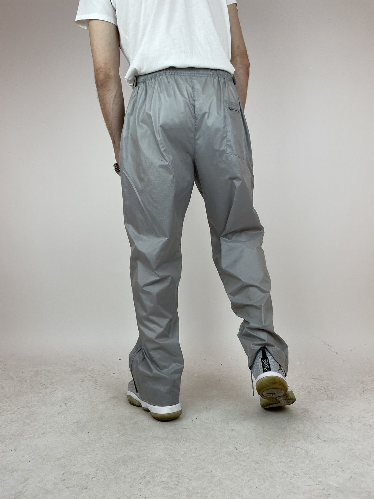 Puma PUMA VINTAGE grey wide legs track pants Mens size XL Size US 34 / EU 50 - 8 Thumbnail