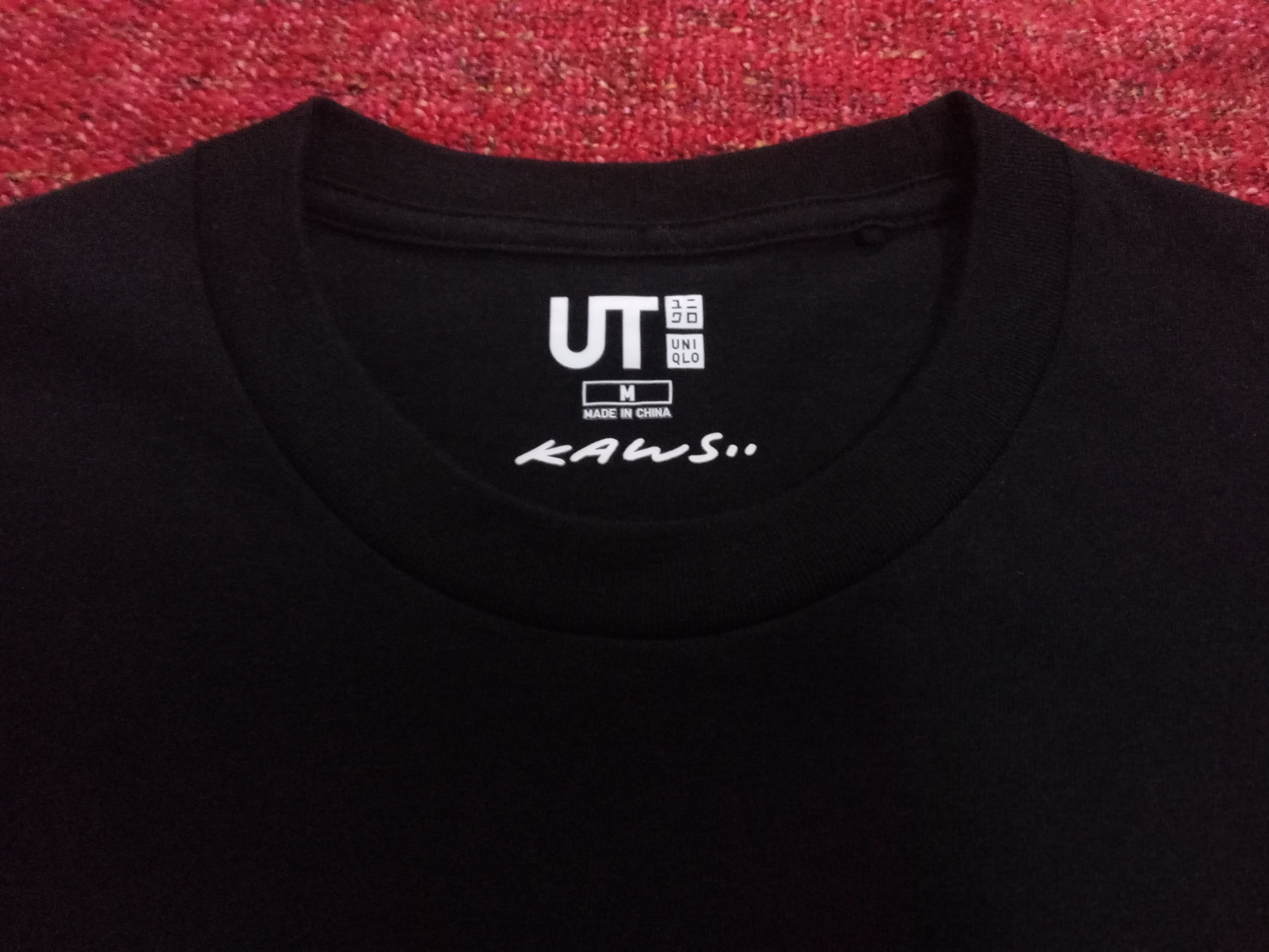 Japanese Brand × Kaws × Uniqlo Rare Kaws x Ut pocket Tee Futura Bape Stussy Art Size US S / EU 44-46 / 1 - 4 Thumbnail