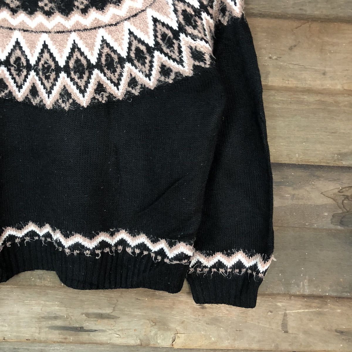 Japanese Brand Cutie Blonde navajo art Black Knitwear #051 Size S / US 4 / IT 40 - 5 Thumbnail