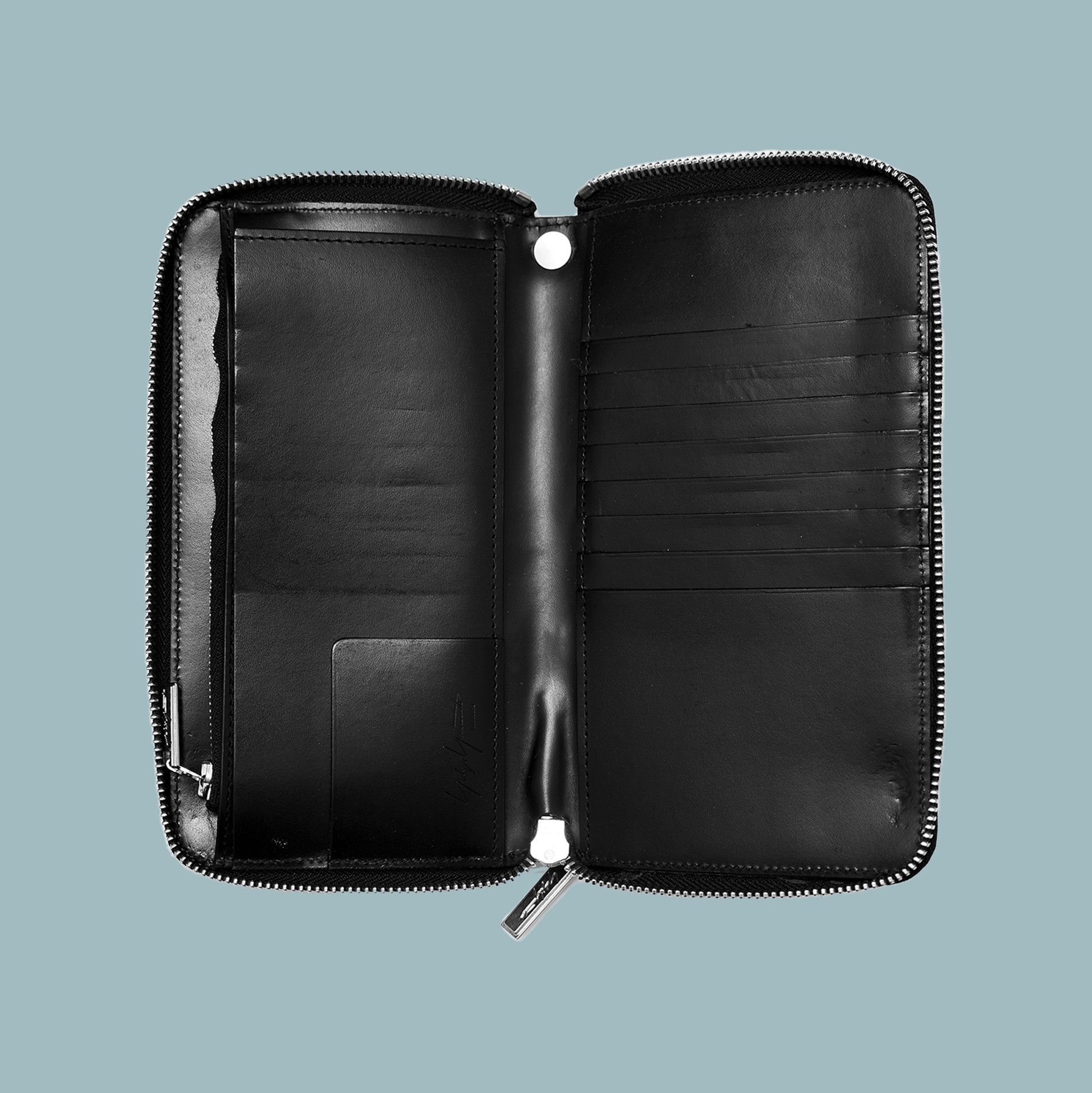 Yohji Yamamoto Yohji Yamamoto Black Leather All Around Zip Wallet Size ONE SIZE - 1 Thumbnail