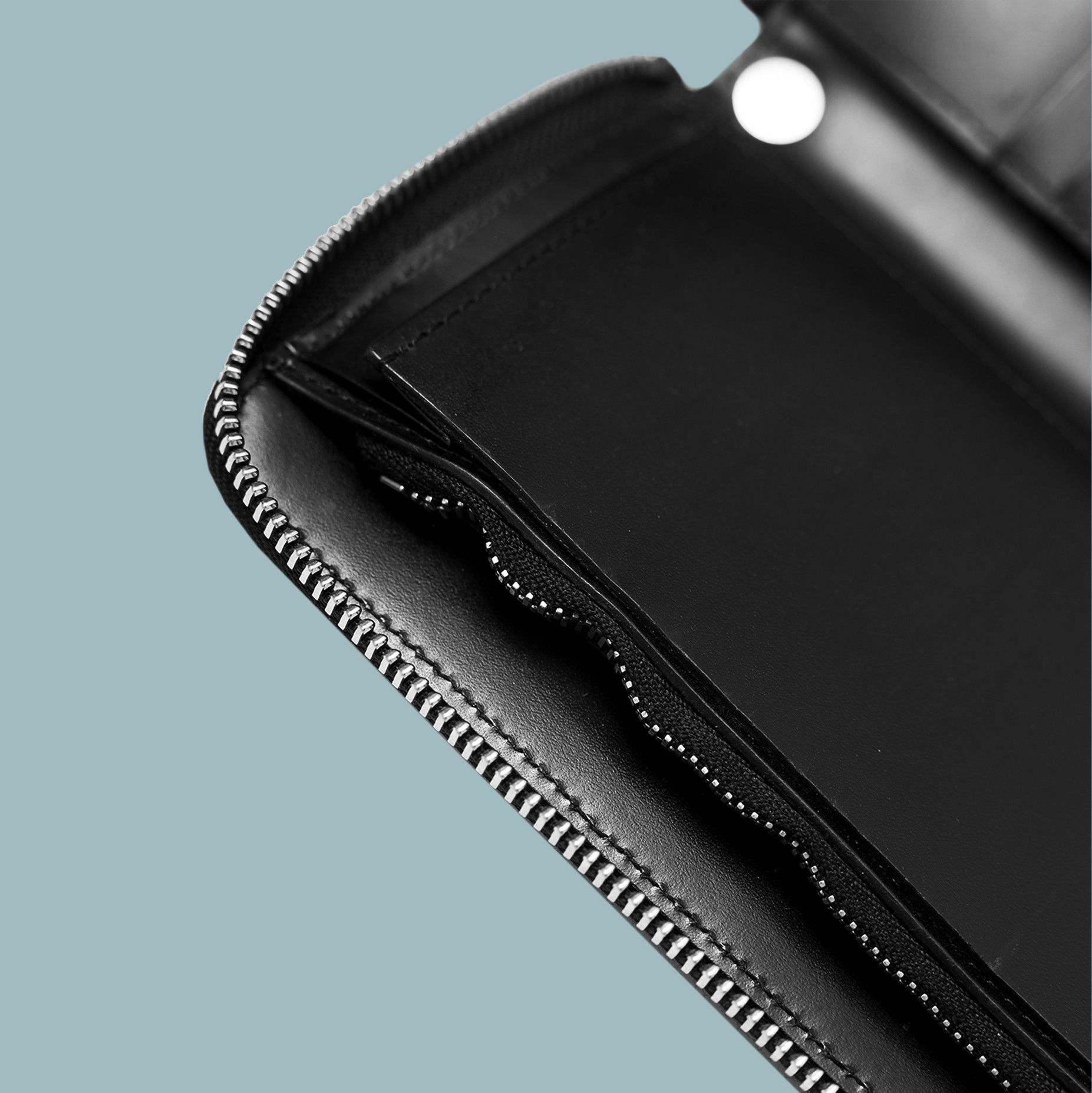 Yohji Yamamoto Yohji Yamamoto Black Leather All Around Zip Wallet Size ONE SIZE - 4 Thumbnail