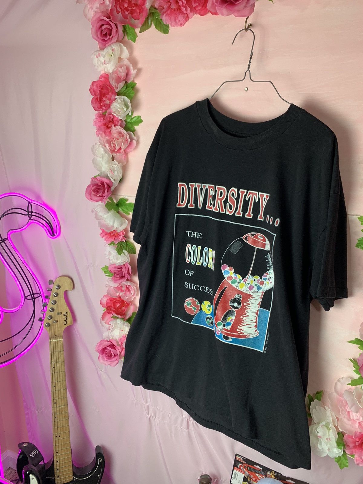 Vintage Diversity Gum ball tee 🍬🍬🍭