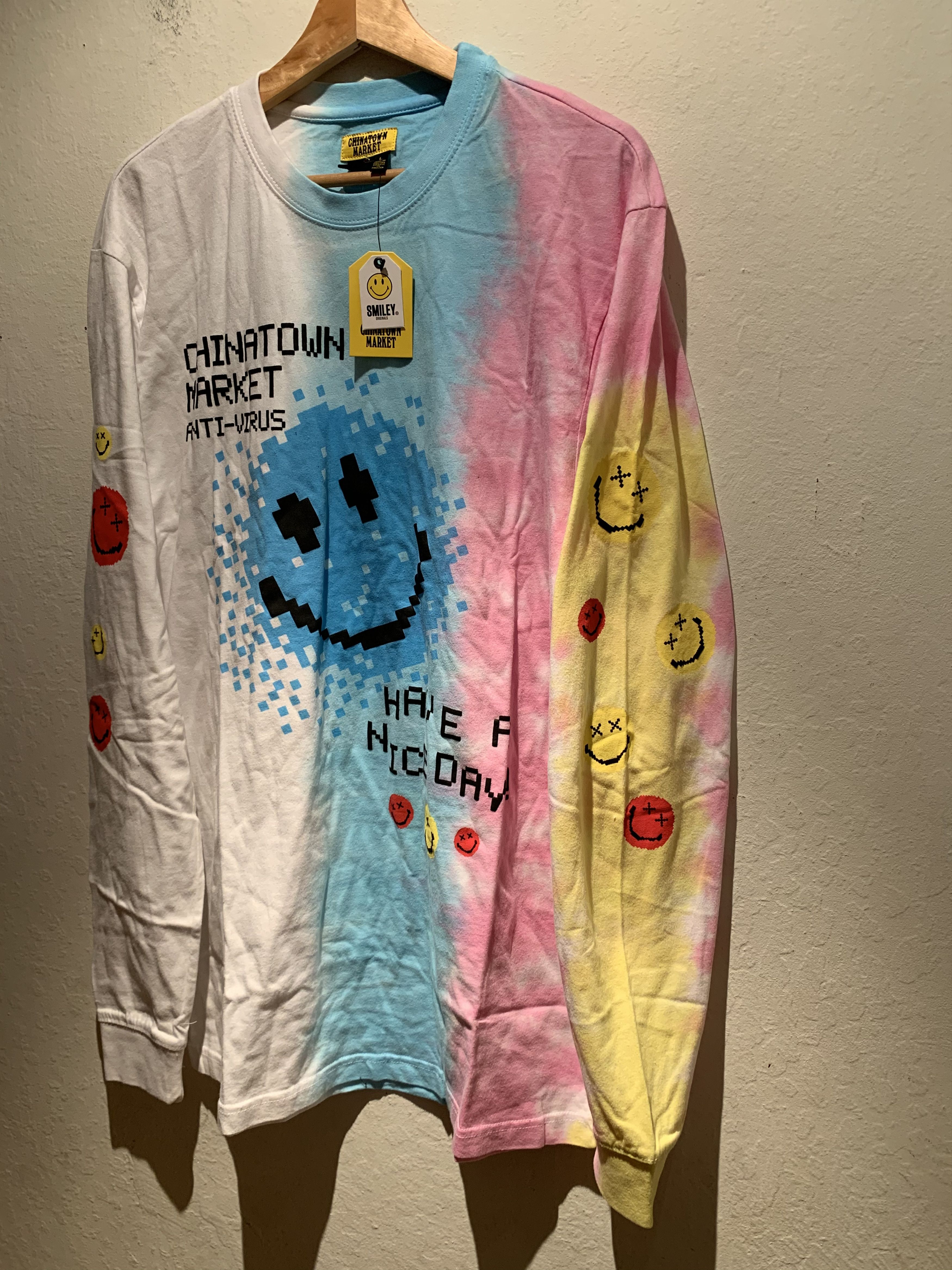 Market Chinatown Market x X-Girl Smiley Longsleeve Streetwear Hype