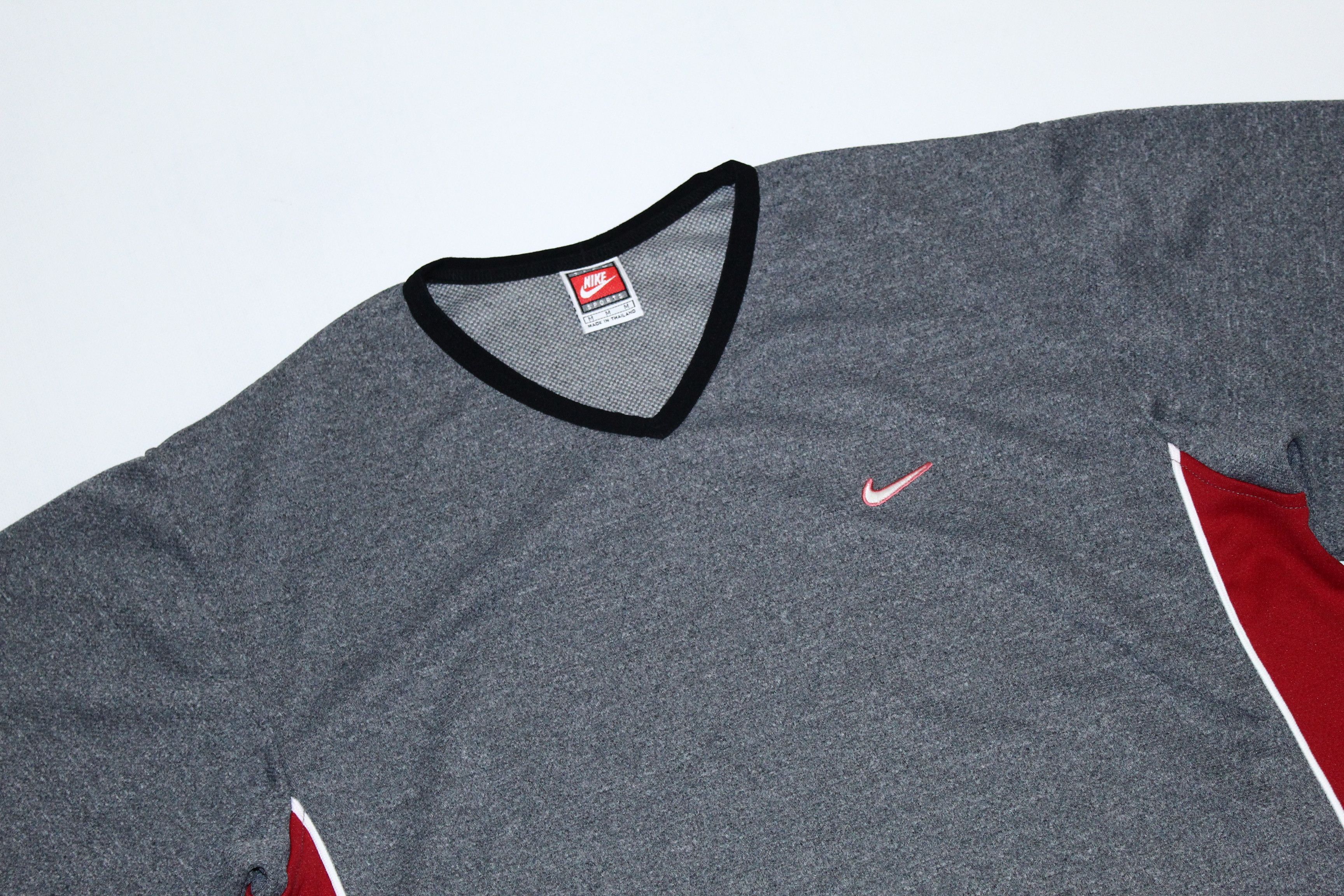 Nike Vtg 90s Nike Basketball Swoosh Embroid V-neck Jersey Size US M / EU 48-50 / 2 - 2 Thumbnail