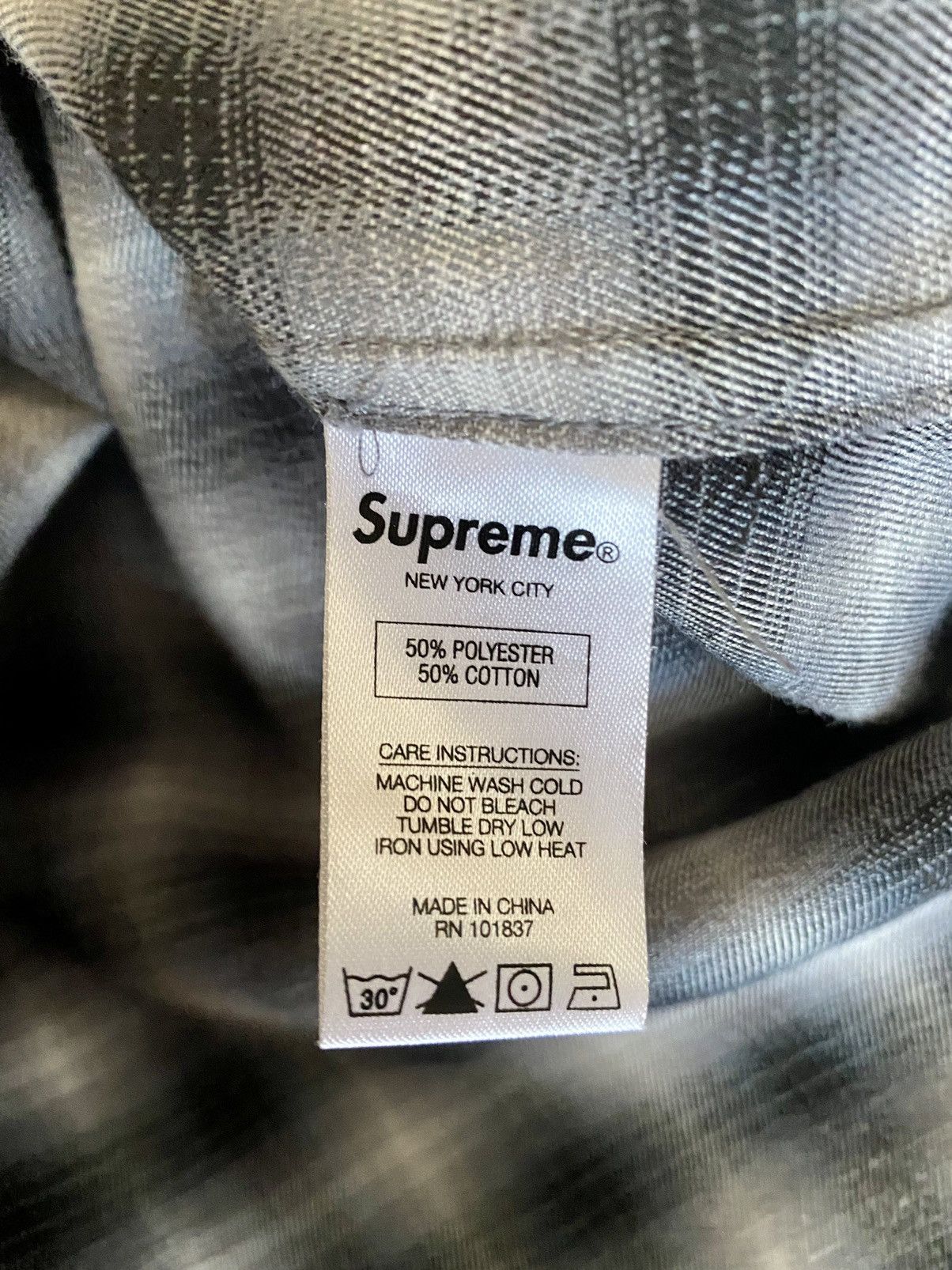 Supreme F/W16 Black Shadow Plaid Flannel sz M Size US M / EU 48-50 / 2 - 3 Thumbnail