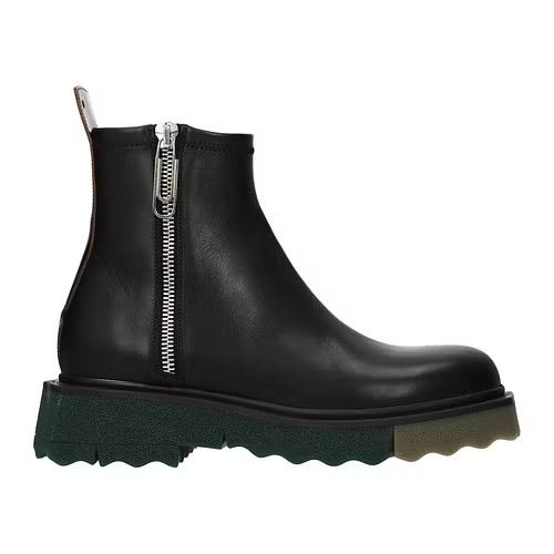 Boots in Black