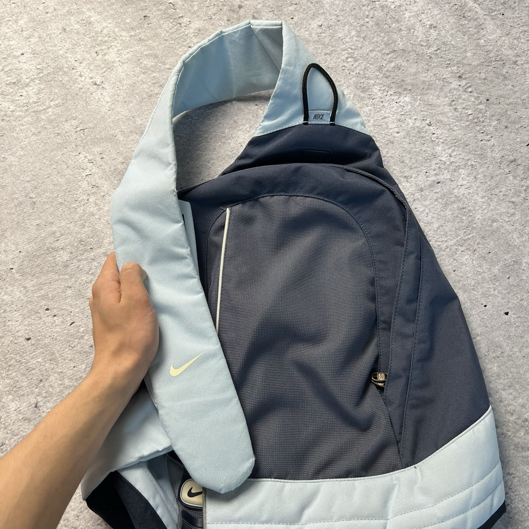 Nike Nike Vintage Crossbody Baby Blue Bag Y2k 90s RARE Size ONE SIZE - 2 Thumbnail