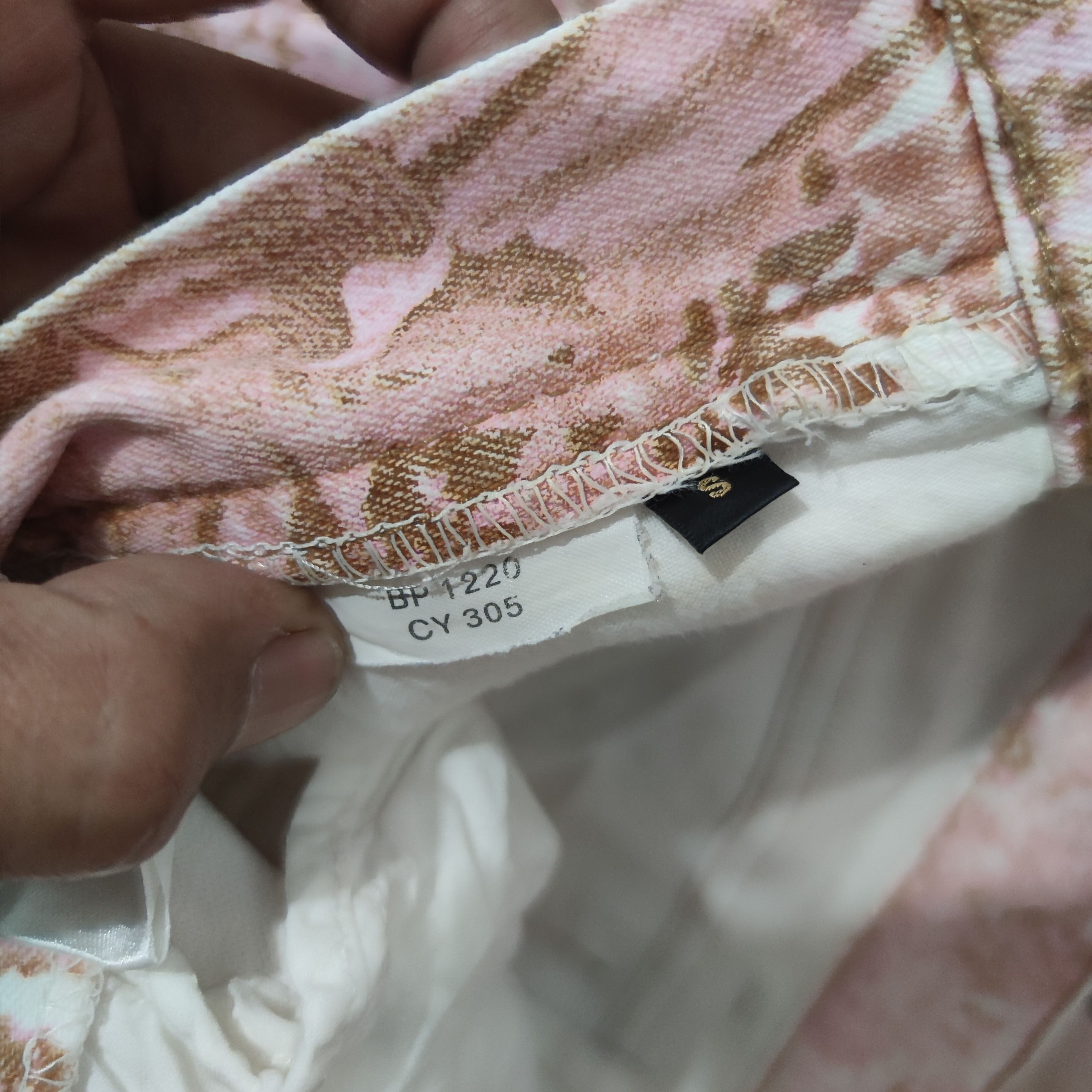 Roberto Cavalli Roberto Cavalli Full Print Jeans Stork in the florest Size US 28 / EU 44 - 11 Thumbnail