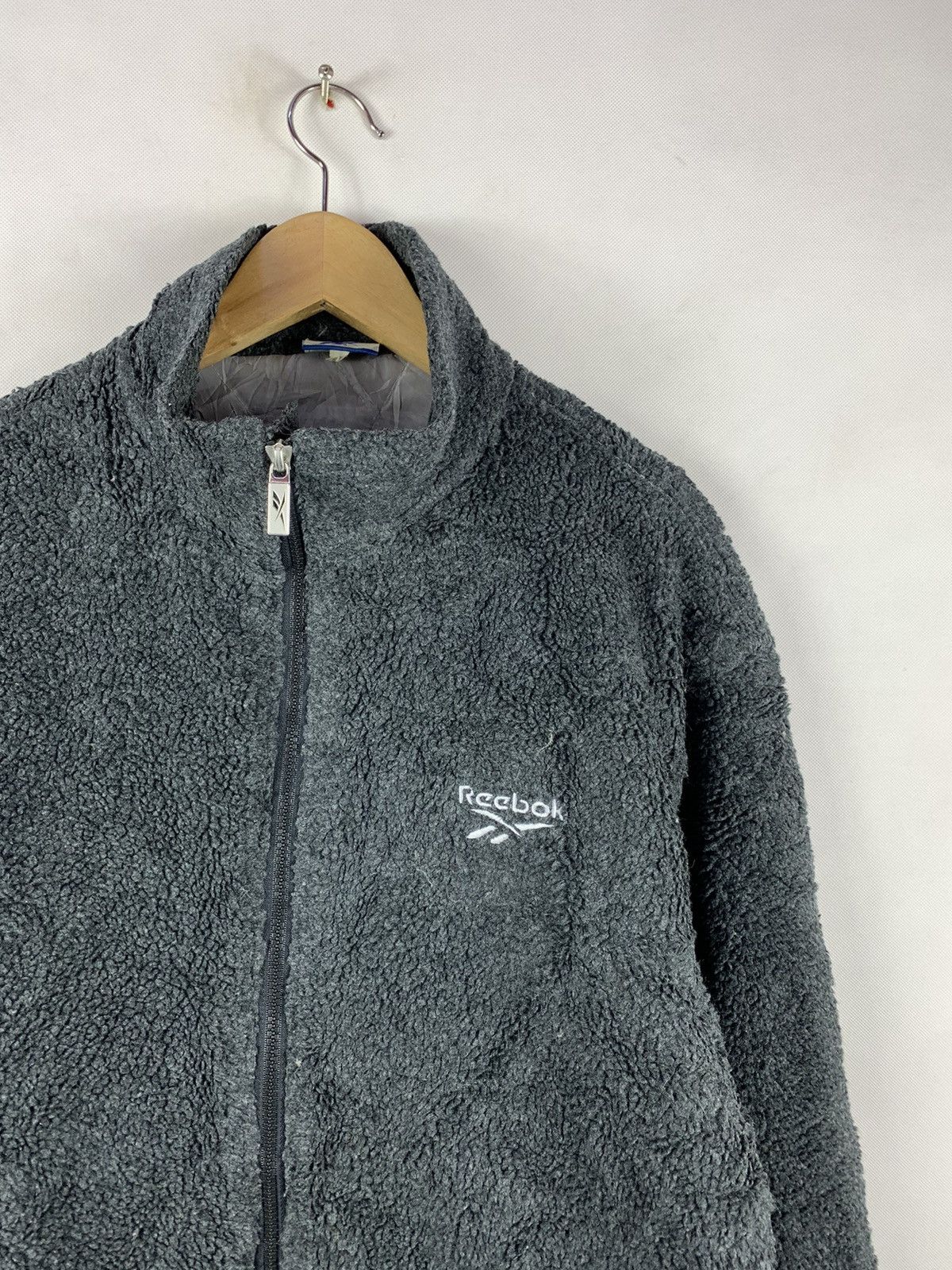Reebok Vintage Reebok Fleece Wool Zipper Jacket Size US L / EU 52-54 / 3 - 3 Thumbnail