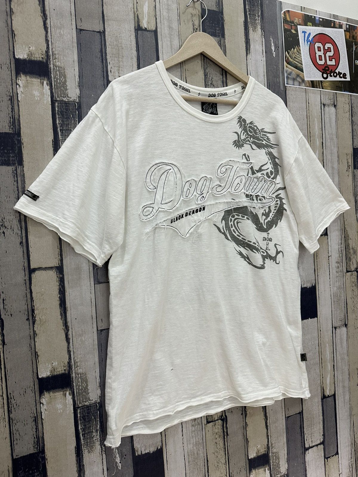 Dogtown × Japanese Brand Dogtown Black Dragon Design T-shirt Size L Size US L / EU 52-54 / 3 - 4 Thumbnail