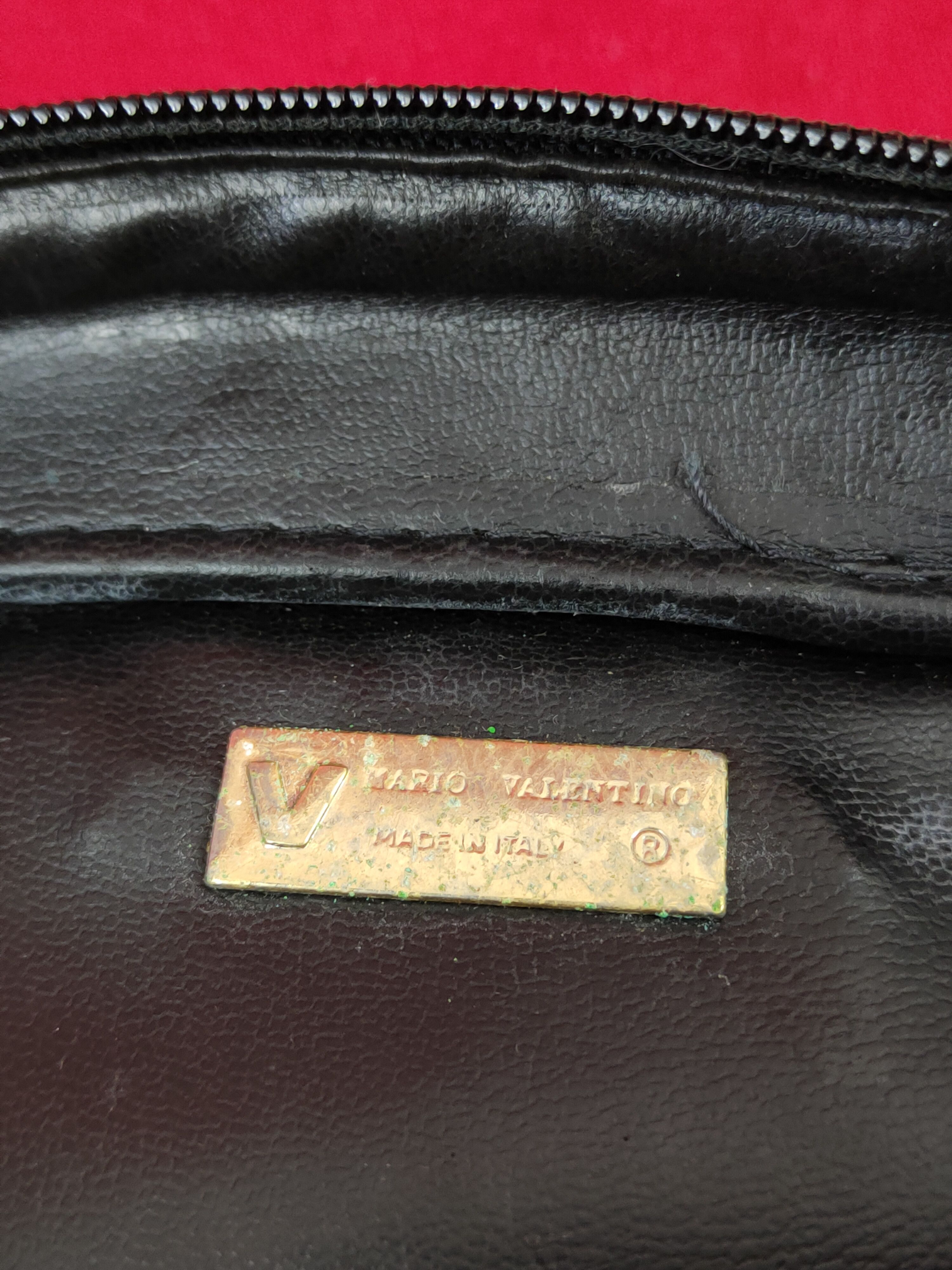 Japanese Brand Mario Valentino Black Crossbody sling Bag #SB043 Size ONE SIZE - 21 Thumbnail