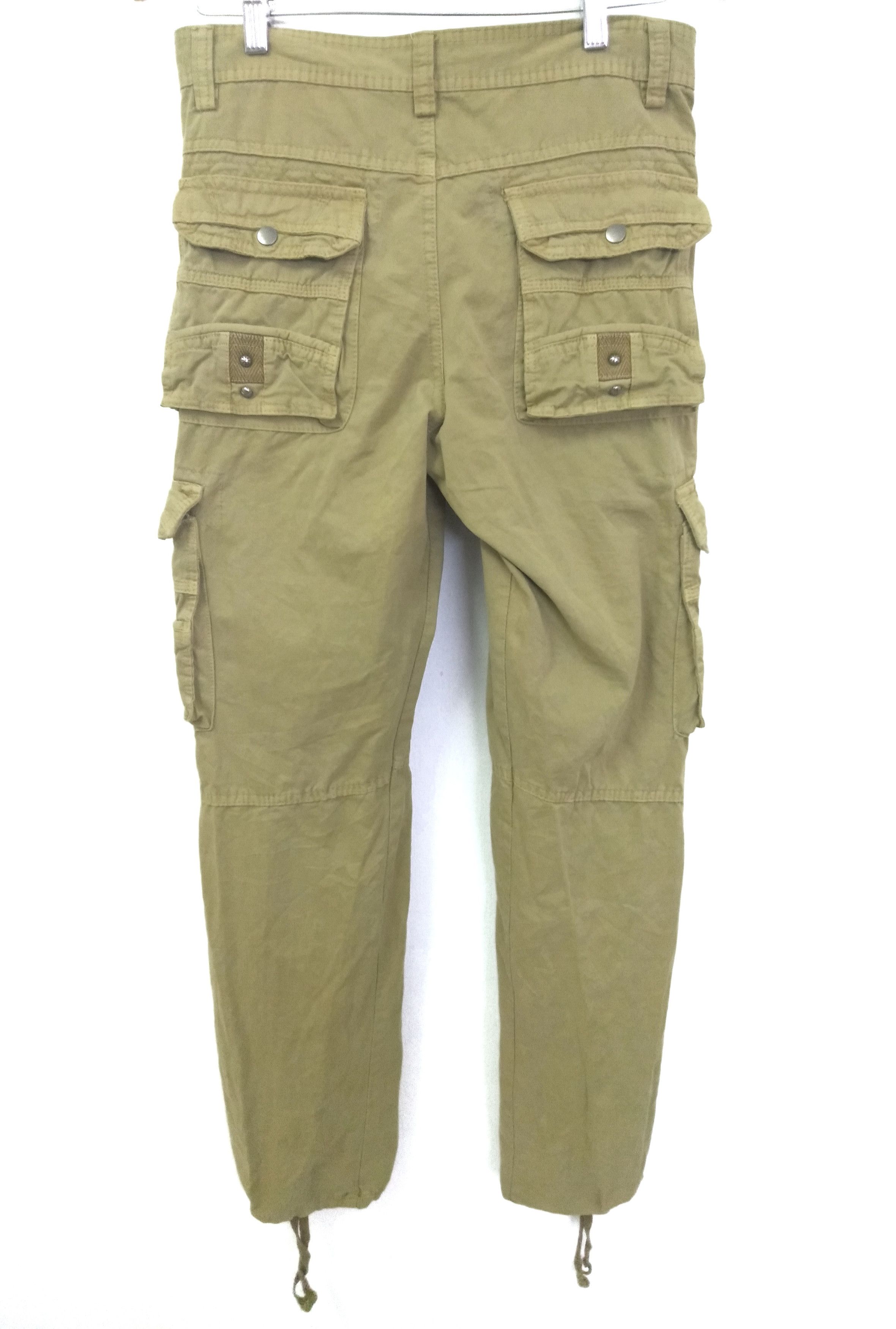 Japanese Brand Multiple Pocket Cargo Pants Japanese Brand Size US 30 / EU 46 - 2 Thumbnail