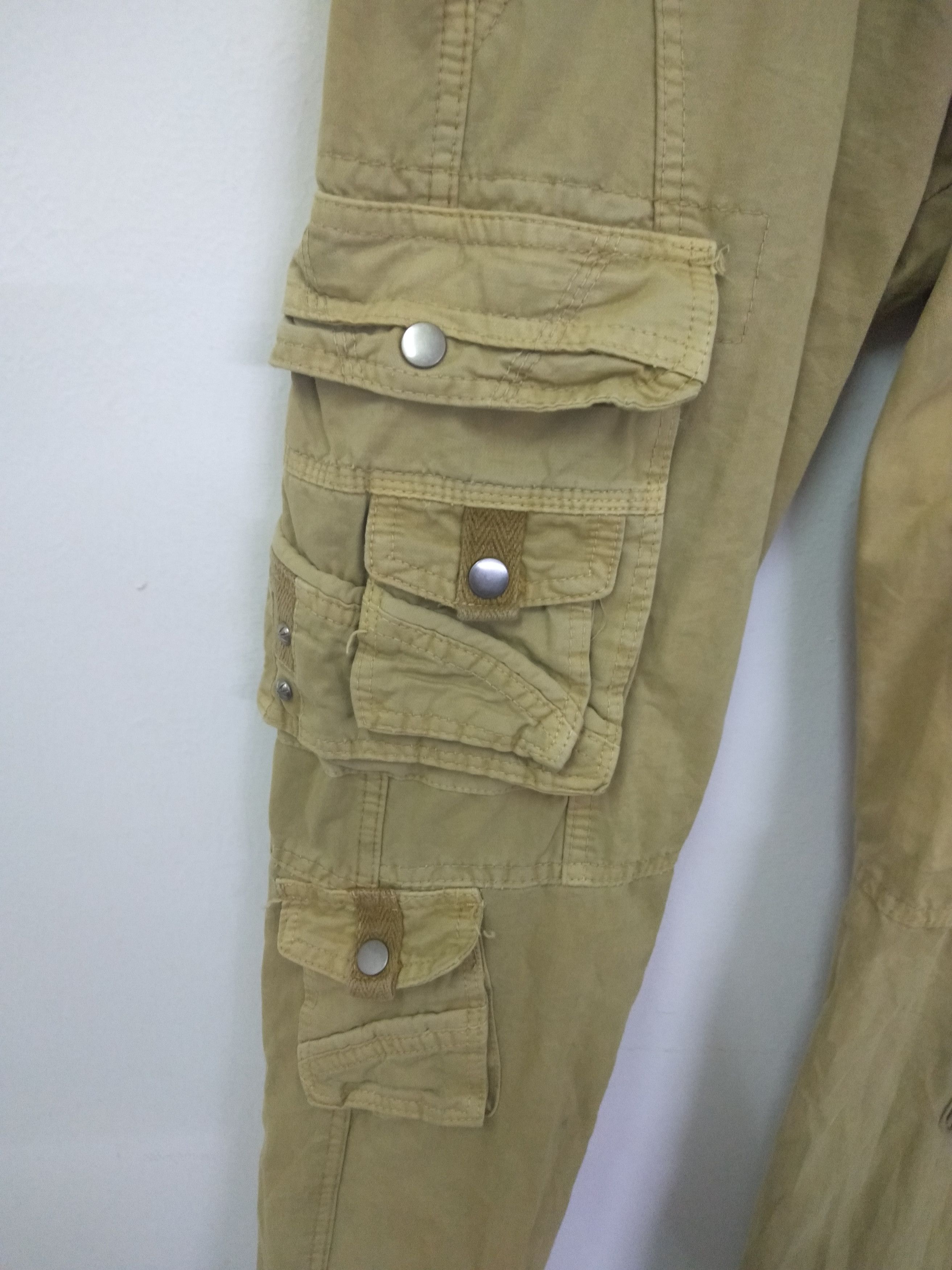Japanese Brand Multiple Pocket Cargo Pants Japanese Brand Size US 30 / EU 46 - 3 Thumbnail