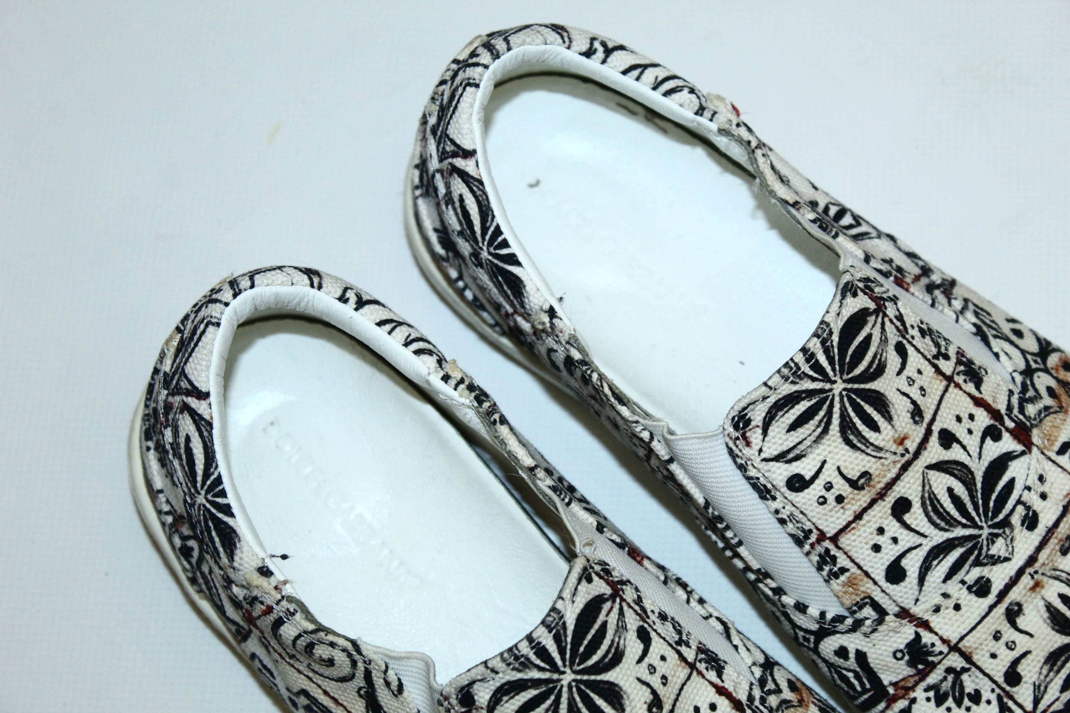 Dolce & Gabbana Dolce & Gabbana Abstract Baroque Art Slip Ons Size US 7 / EU 40 - 7 Thumbnail
