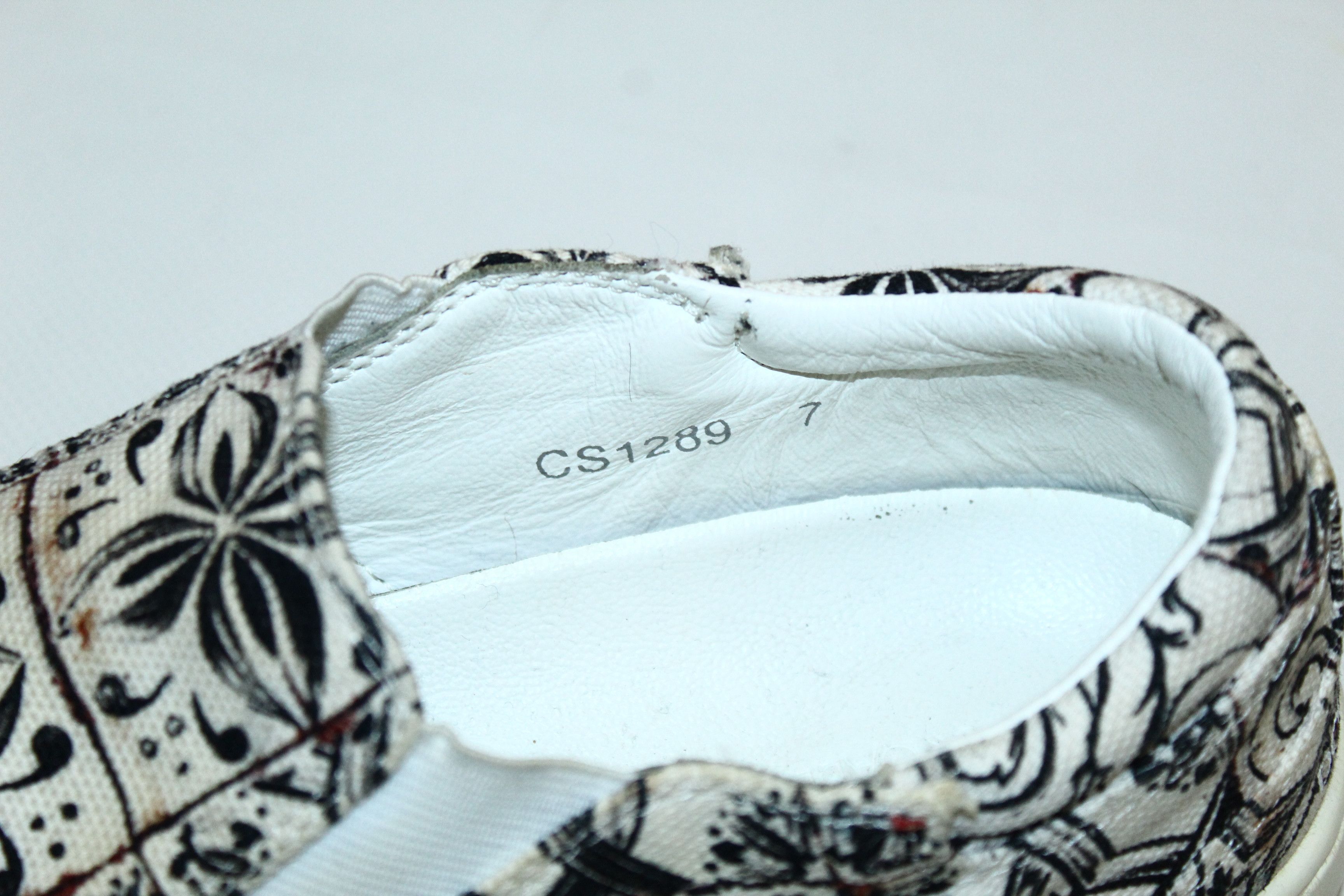 Dolce & Gabbana Dolce & Gabbana Abstract Baroque Art Slip Ons Size US 7 / EU 40 - 8 Thumbnail