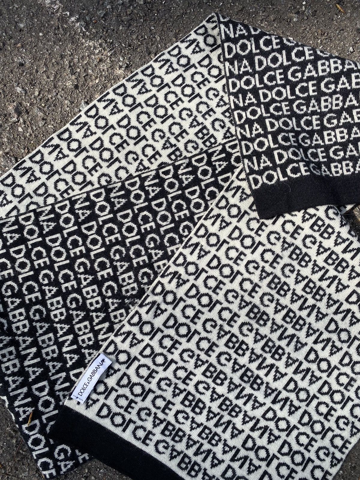 dolce and gabbana scarf sneakers