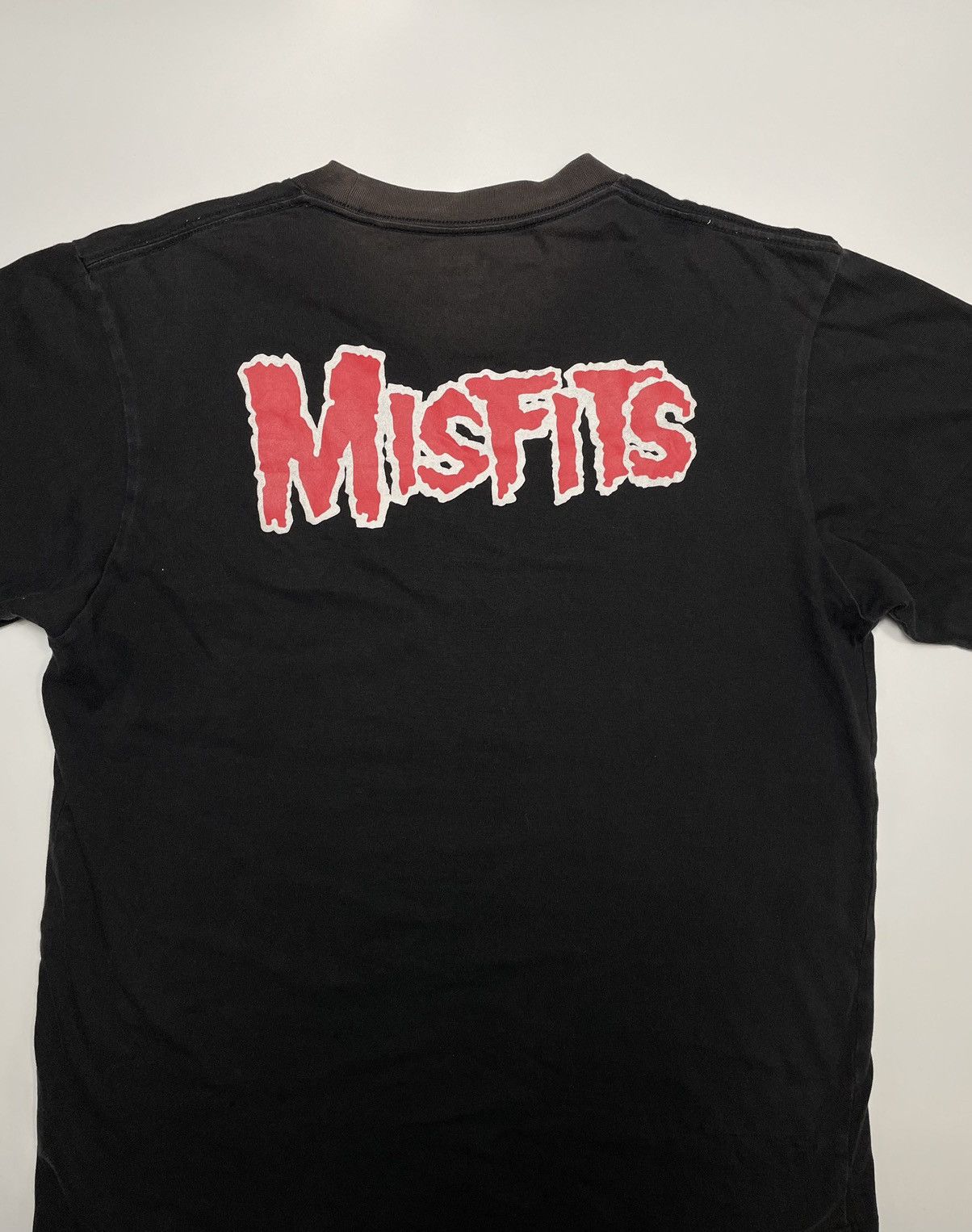 Band Tees × Misfits × Vintage Vintage Misfits Rock Band Tee Uniqlo sun faded distress Size US L / EU 52-54 / 3 - 4 Thumbnail
