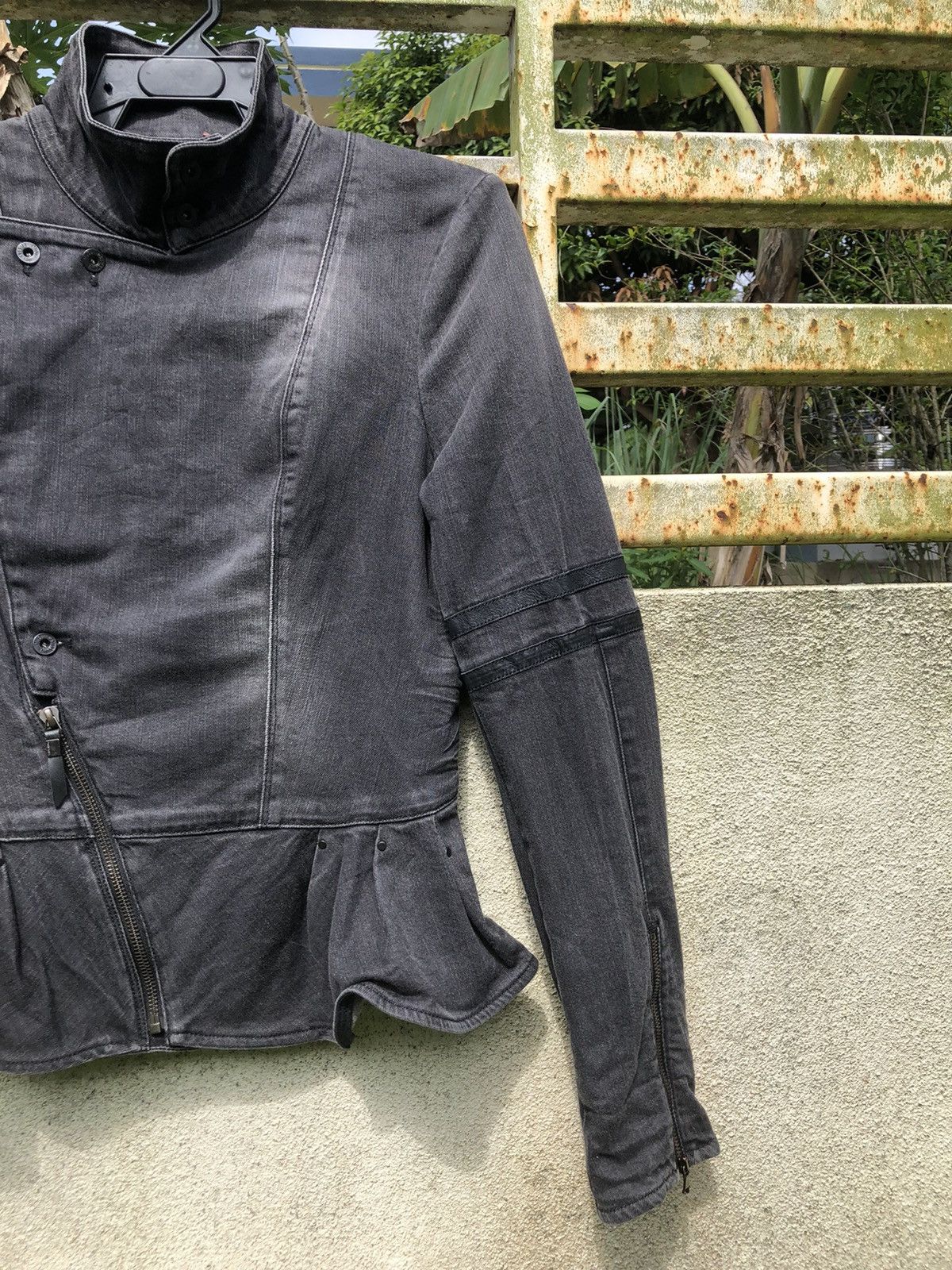 Diesel Diesel women size S denim biker jacket Size S / US 4 / IT 40 - 3 Thumbnail