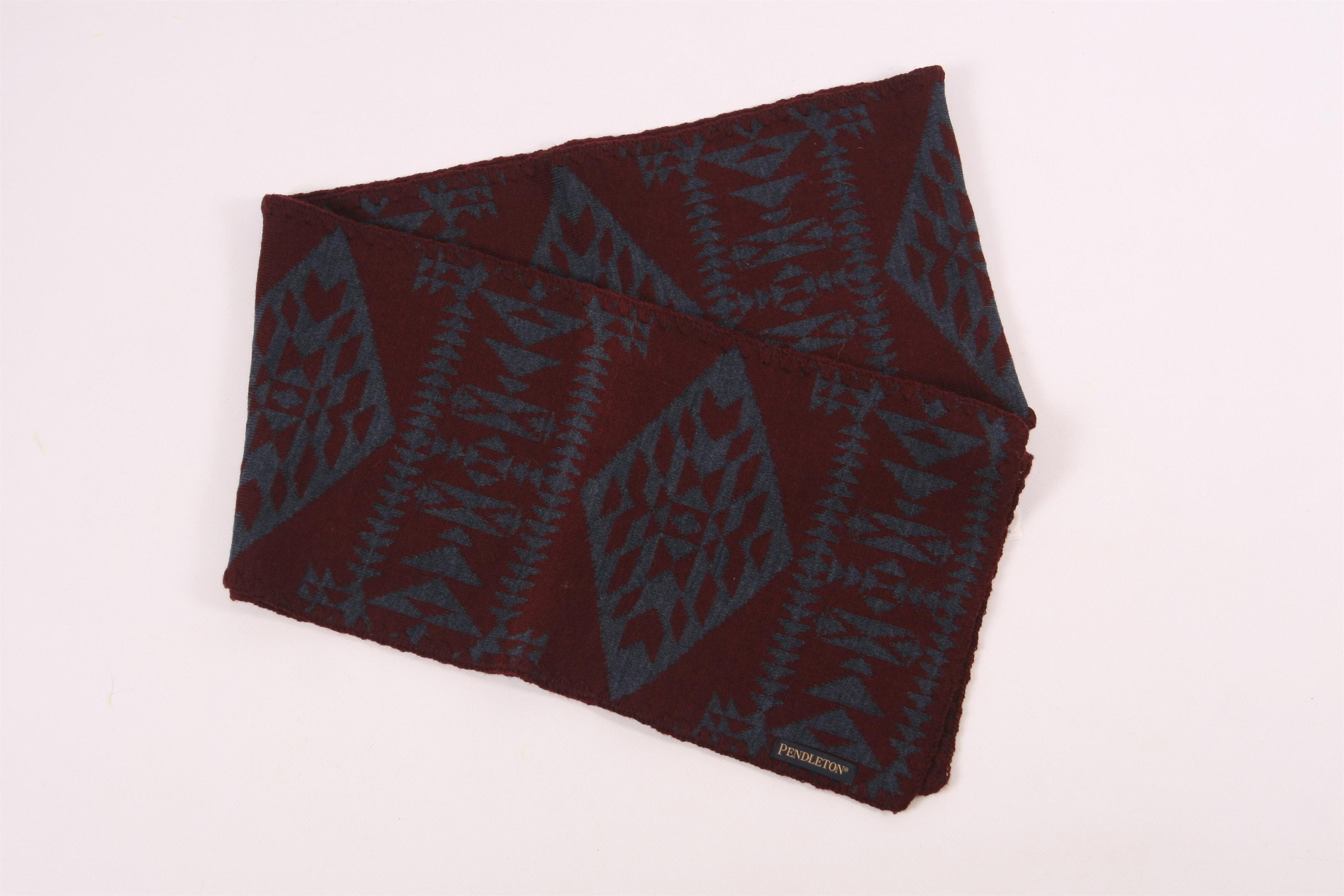 Pendleton 🔥 VTG 🔥 Pendleton Navajo Patterns Knitted Acrylic Scarf Size ONE SIZE - 6 Thumbnail