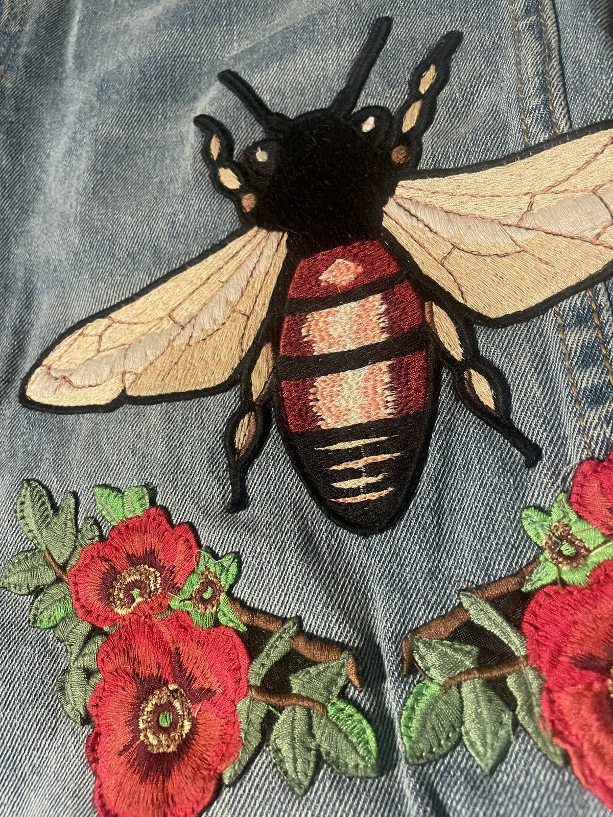 Gucci Gucci Bee embroidered jeans Size US 34 / EU 50 - 2 Thumbnail