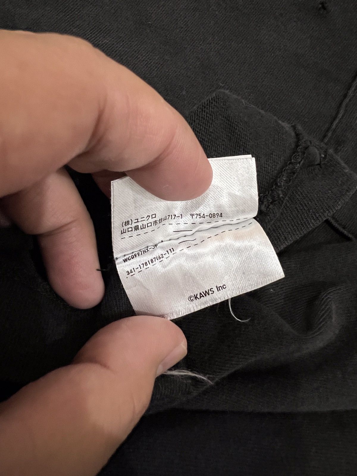 Japanese Brand × Kaws × Uniqlo Kaws x Uniqlo Black Sun Faded Pocket T-Shirt Size US S / EU 44-46 / 1 - 8 Thumbnail