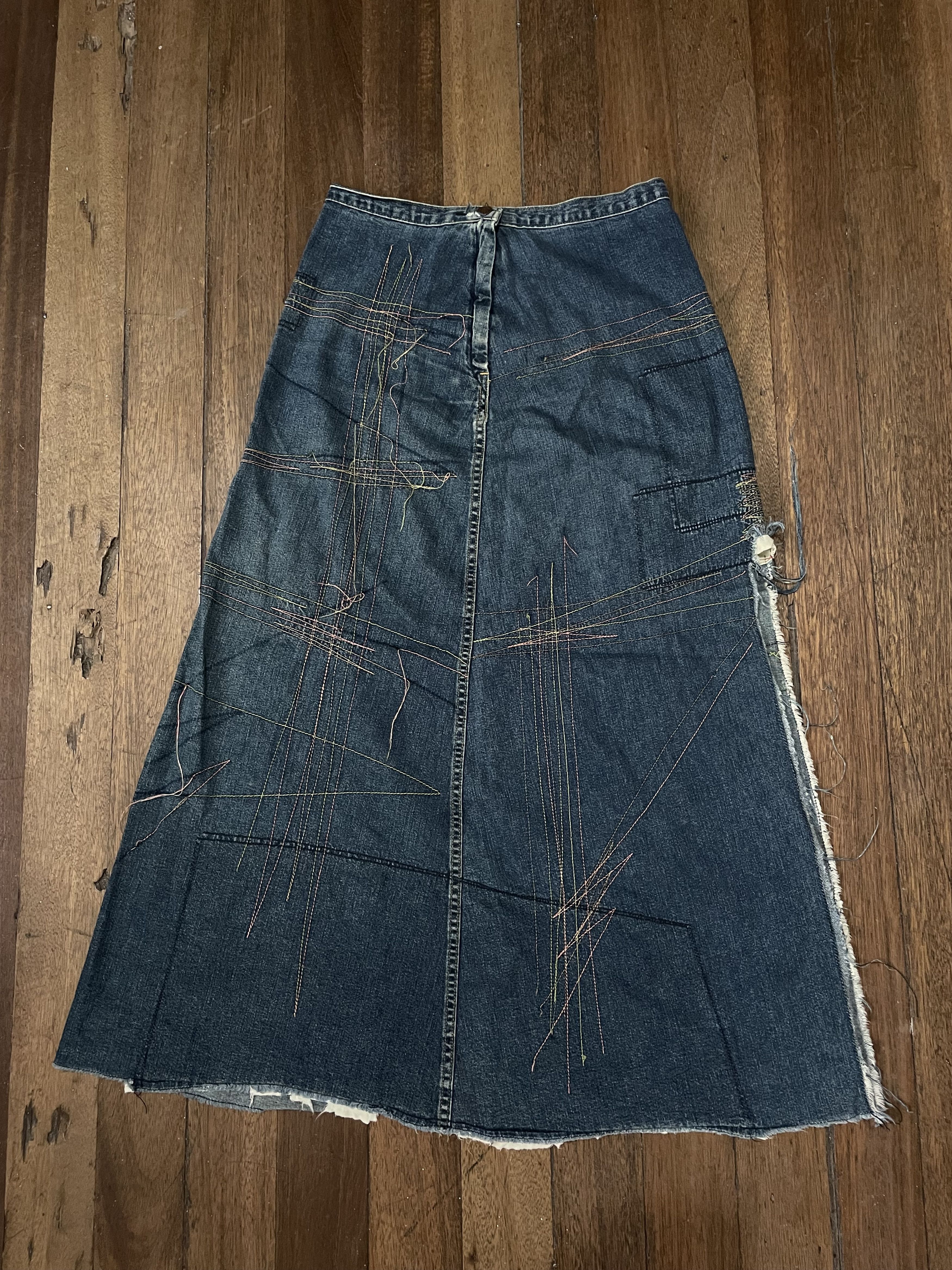Hysteric Glamour hysteric glamour denim stitching decorative skirt Size 28" / US 6 / IT 42 - 1 Thumbnail
