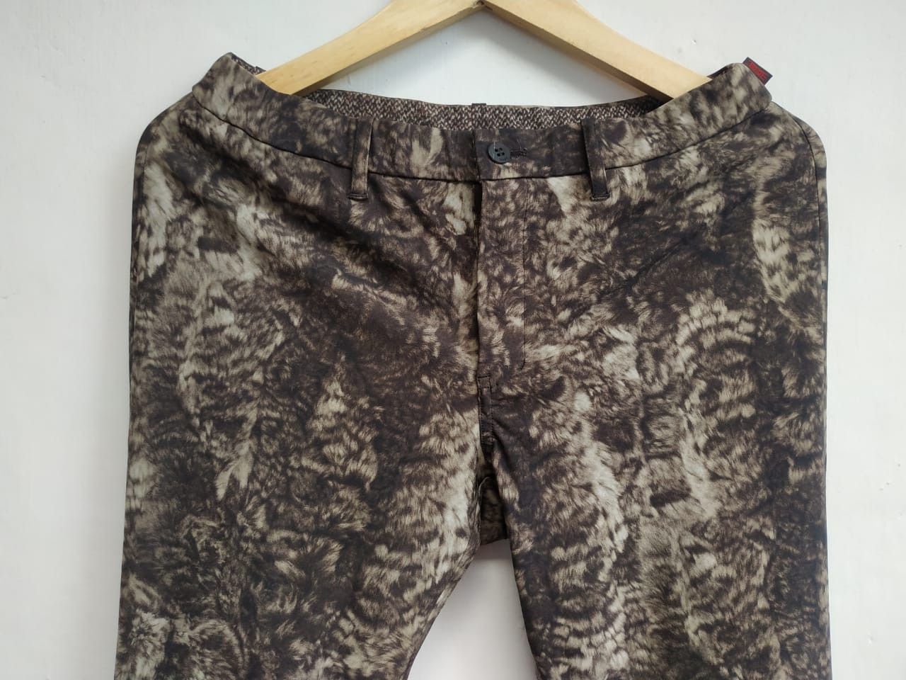 Issey Miyake Haat by Issey Miyake Animal Print Reversible Stretch Pants Size US 30 / EU 46 - 7 Thumbnail