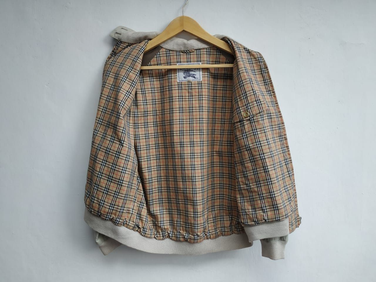 Burberry Fit M to L, Vintage Burberry Nova Check Jacket Size L / US 10 / IT 46 - 3 Thumbnail