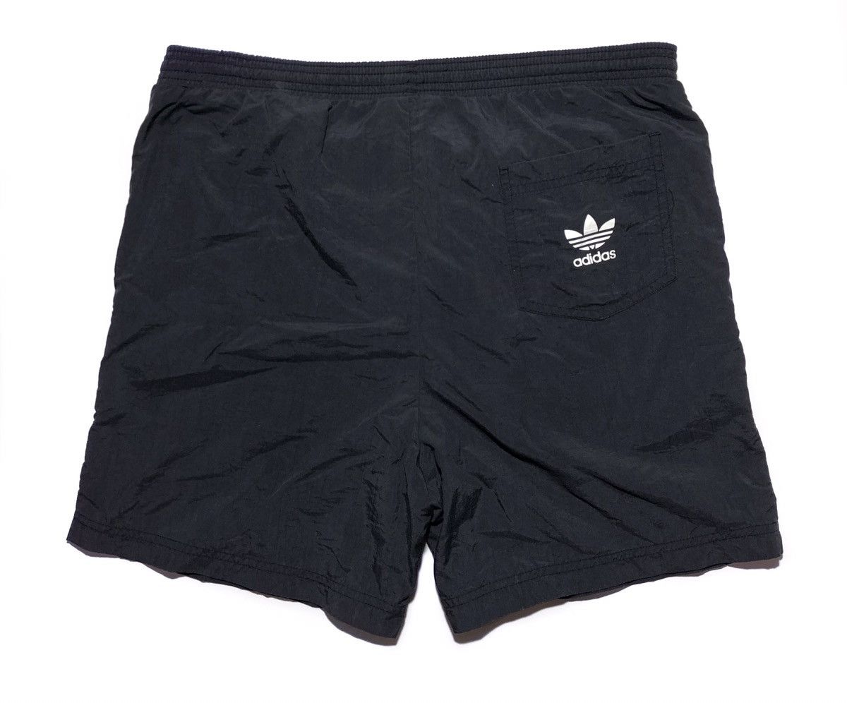 Adidas × Vintage Adidas Vintage Shorts Size US 30 / EU 46 - 2 Thumbnail