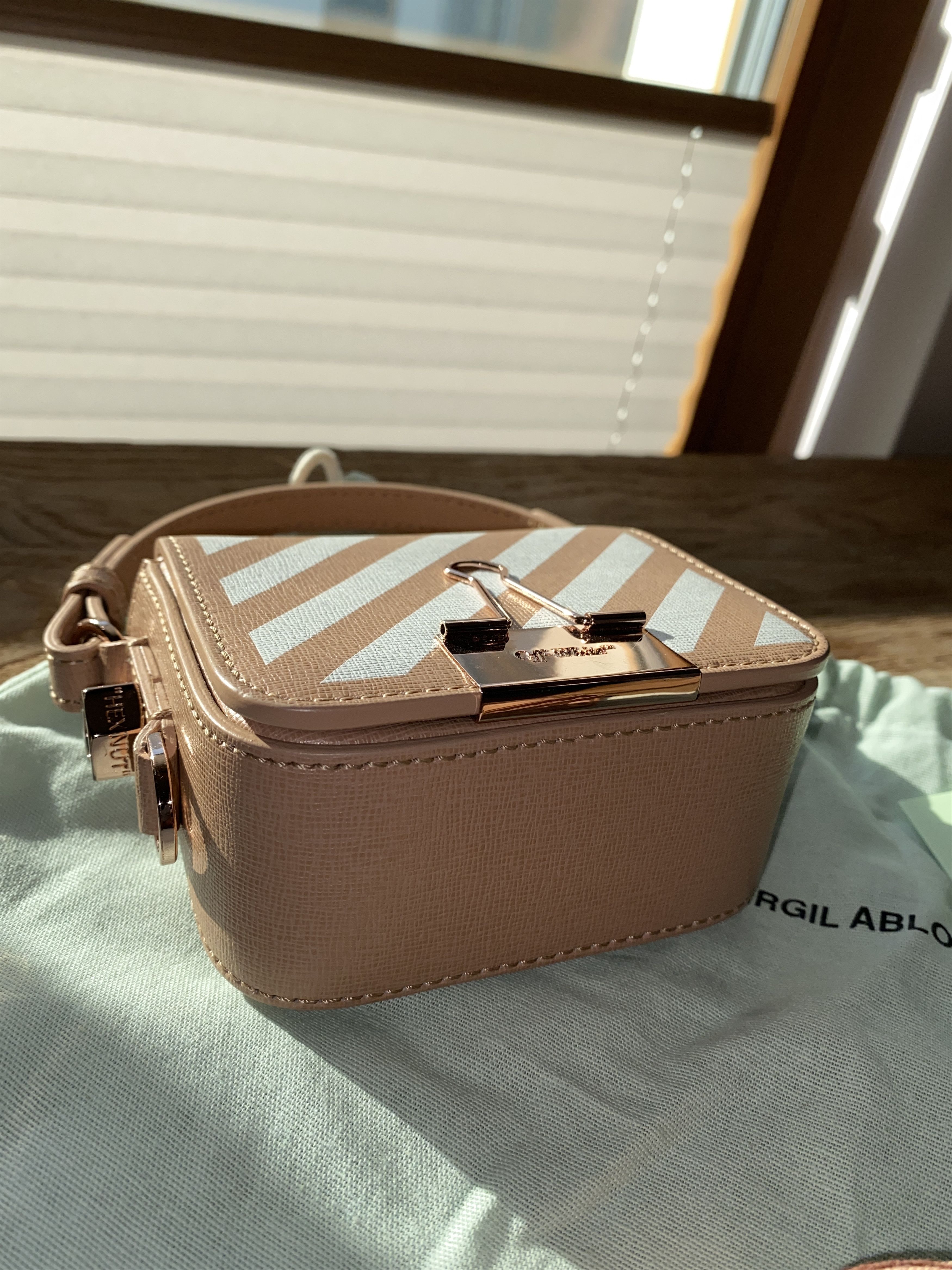 Off-White OFF-WHITE PRINTED STRIPE BABY LEATHER SHOULDER BAG Size ONE SIZE - 4 Thumbnail
