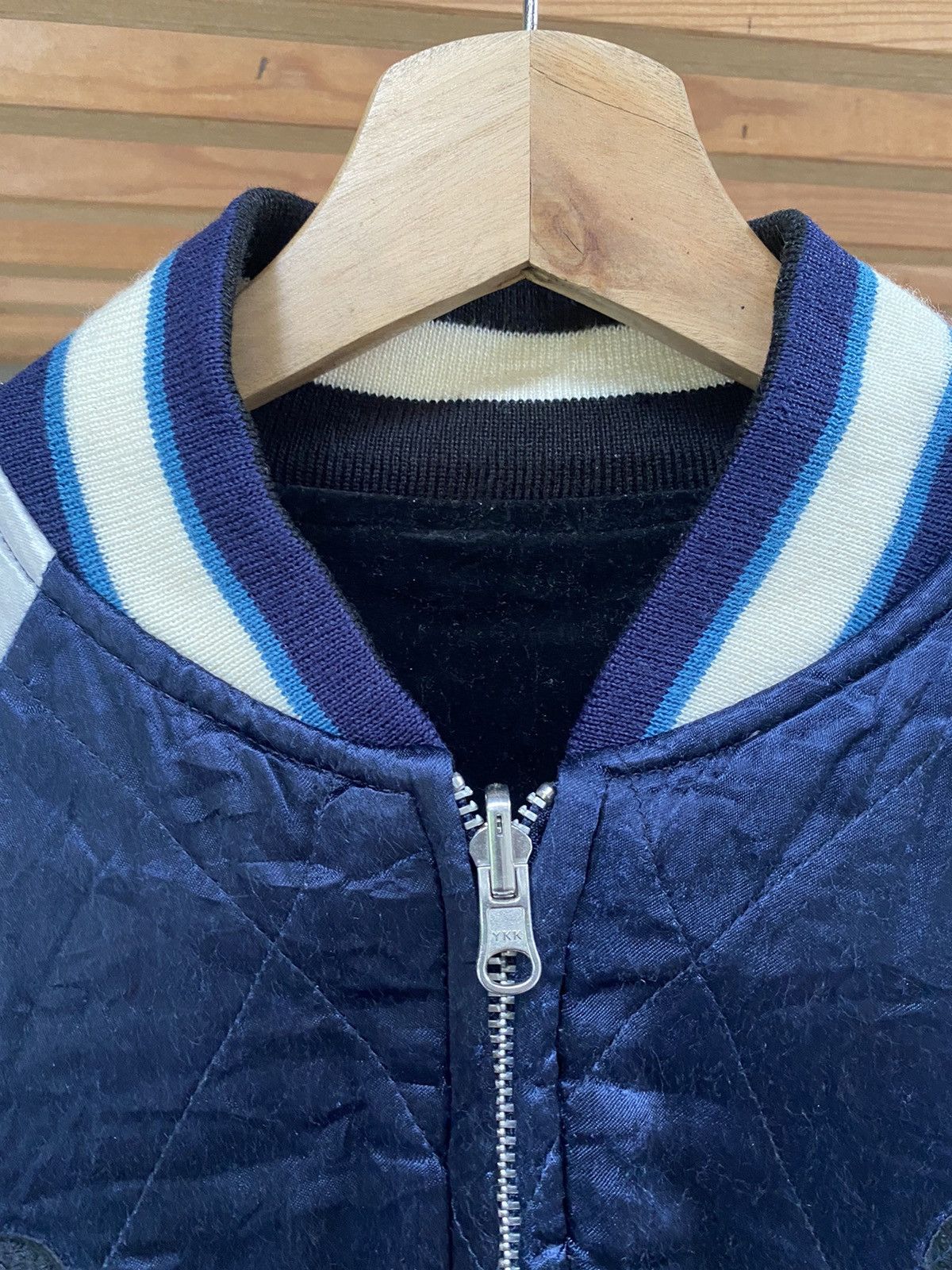 Disney Vintage Mickey Mouse Embroidery sukajan jacket 90s Size US L / EU 52-54 / 3 - 9 Thumbnail